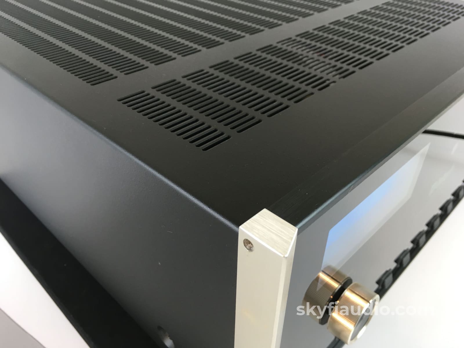 Mcintosh Ma6300 Integrated Amplifier - All Analog With Phono Input