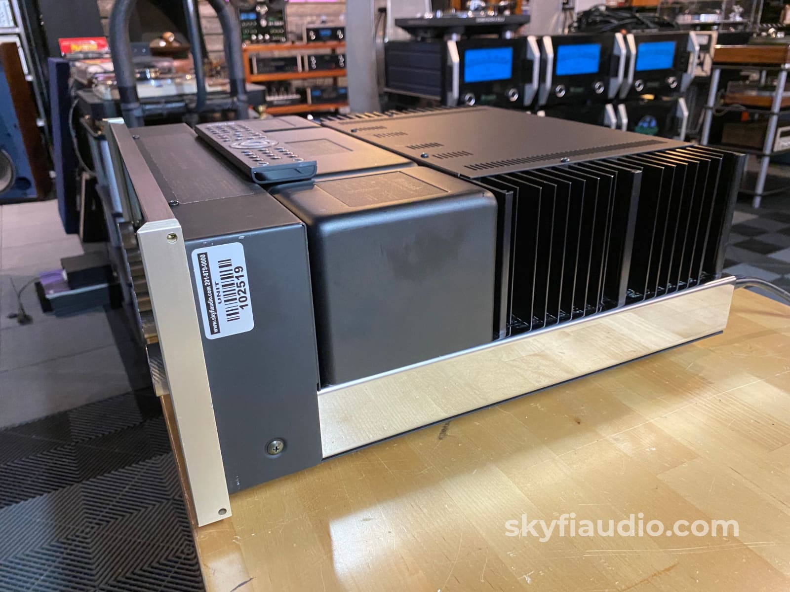 Mcintosh Ma6900 Integrated Amplifier - All Analog! Built-In Phono