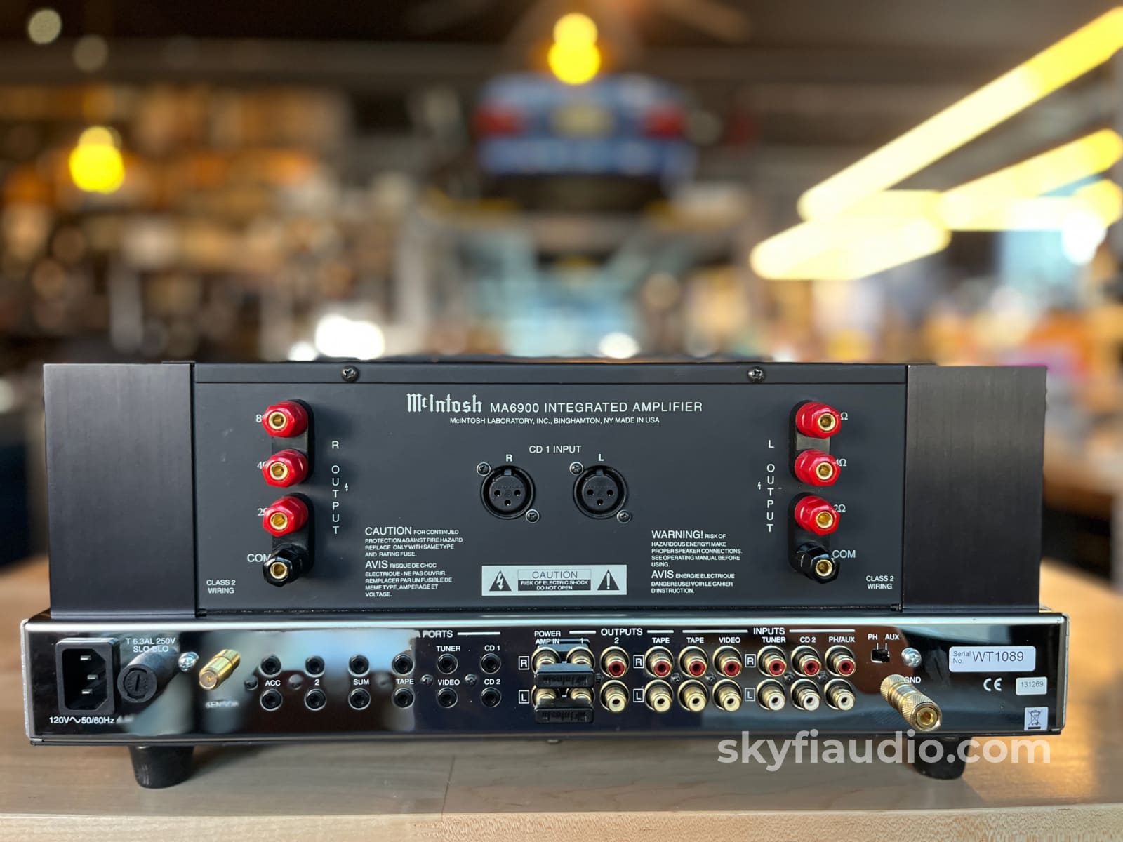 McIntosh MA6900 Integrated Amplifier - All Analog with Built-In Phono