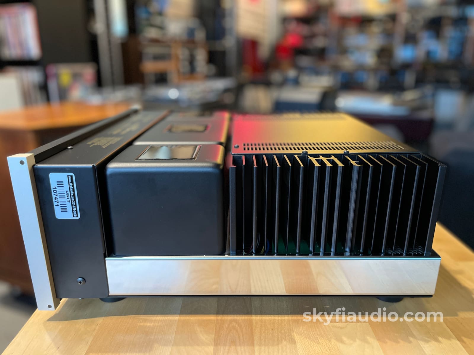 McIntosh MA8950 Solid State Integrated Amplifier - Pre-Loved - Integrated Amplifier