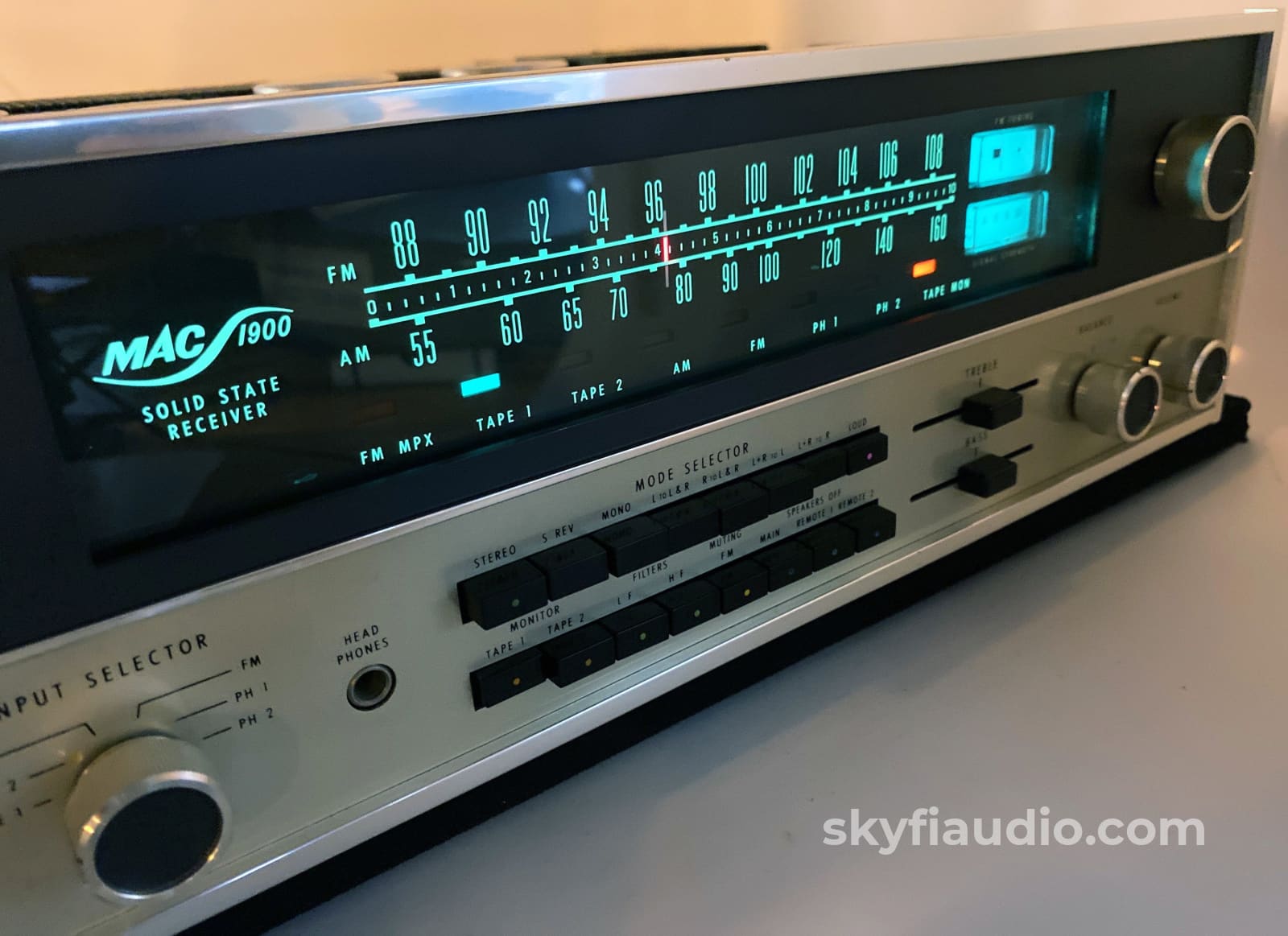 Mcintosh Mac1900 Vintage Receiver - Serviced And Ready To Wow Integrated Amplifier