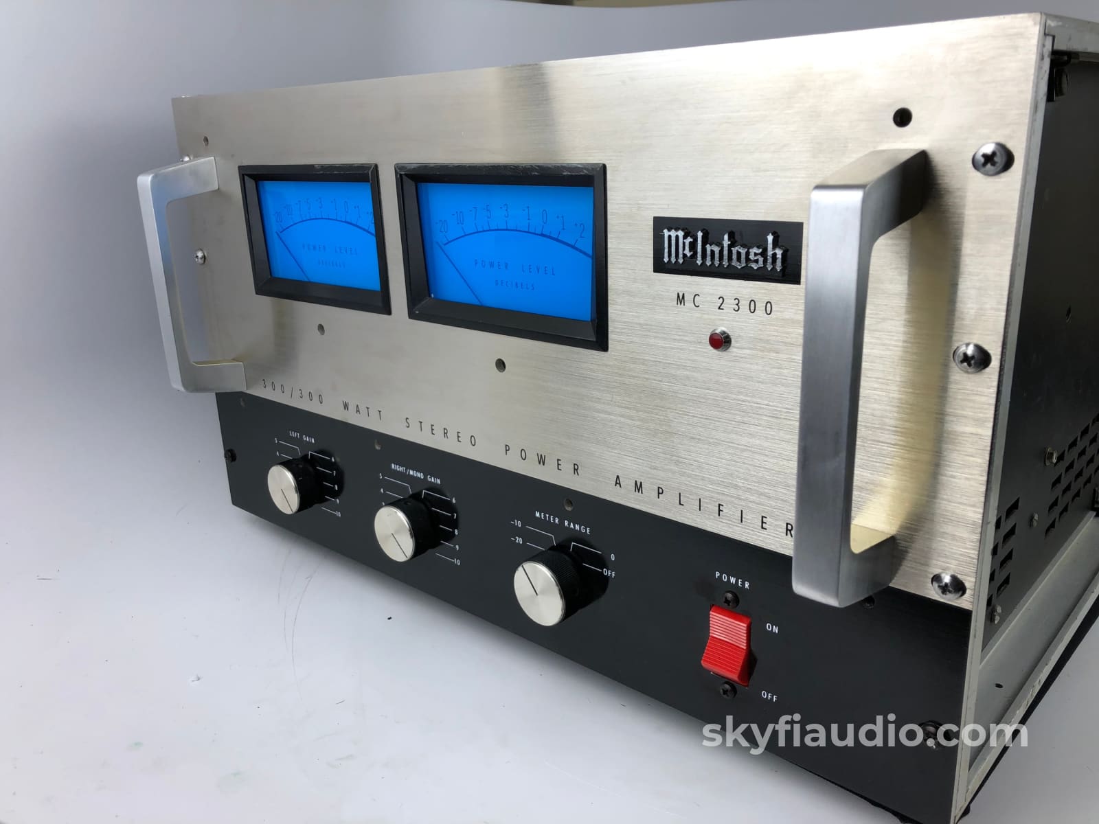 Mcintosh Mc-2300 - 300W Classic Solid State Stereo Amplifier Perfectly Restored