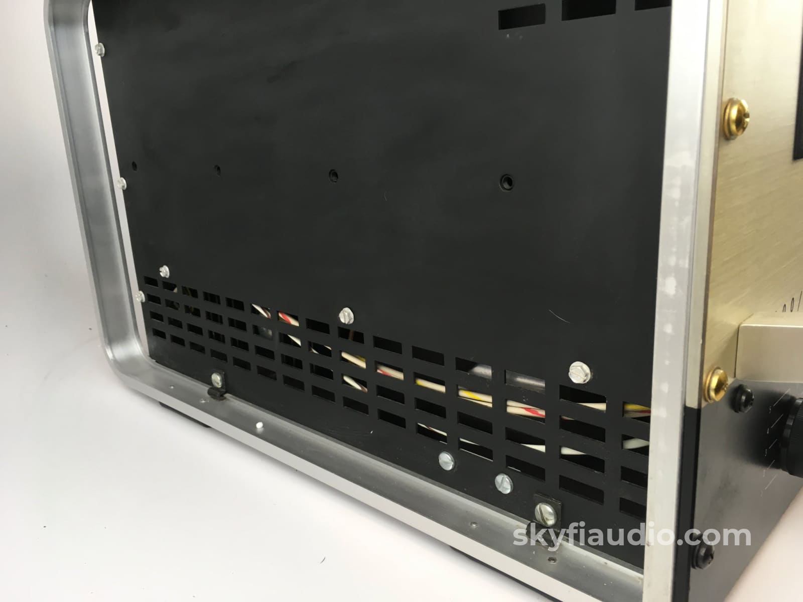 Mcintosh Mc-2300 Solid State Amplifier A Piece Of Audio History