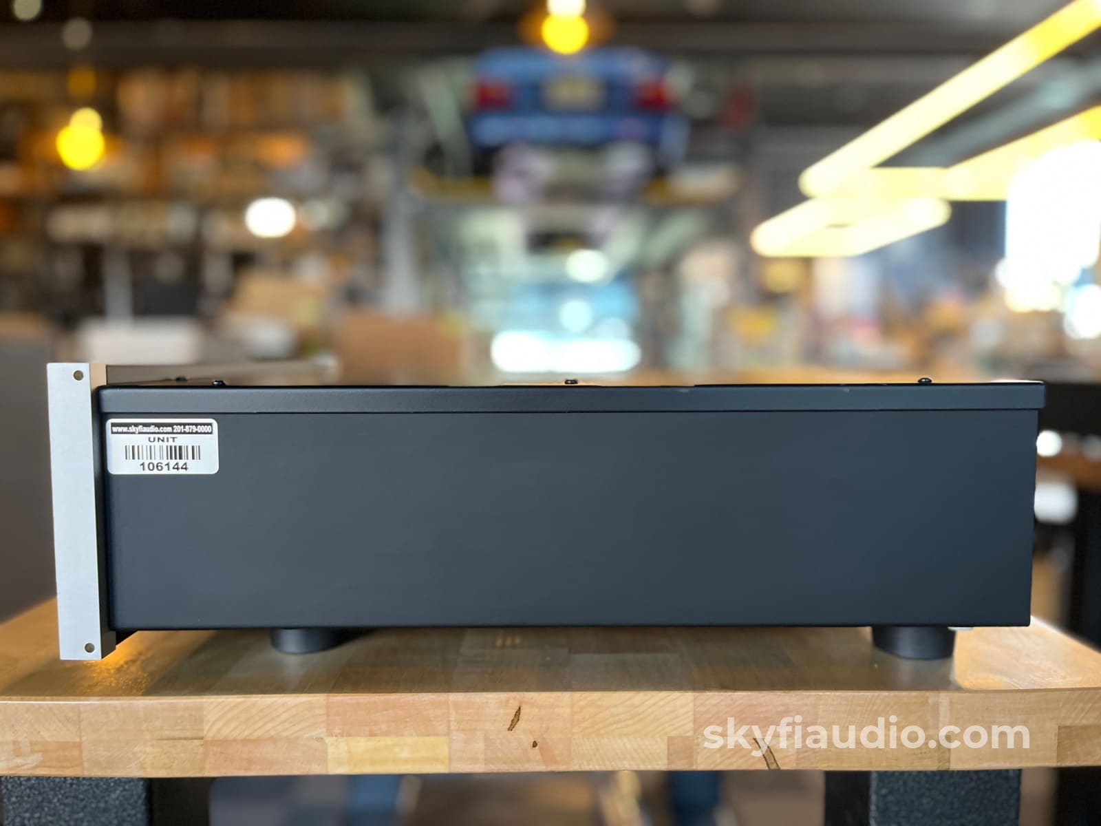 McIntosh MC152 Amplifier - Pre Loved Amplifier