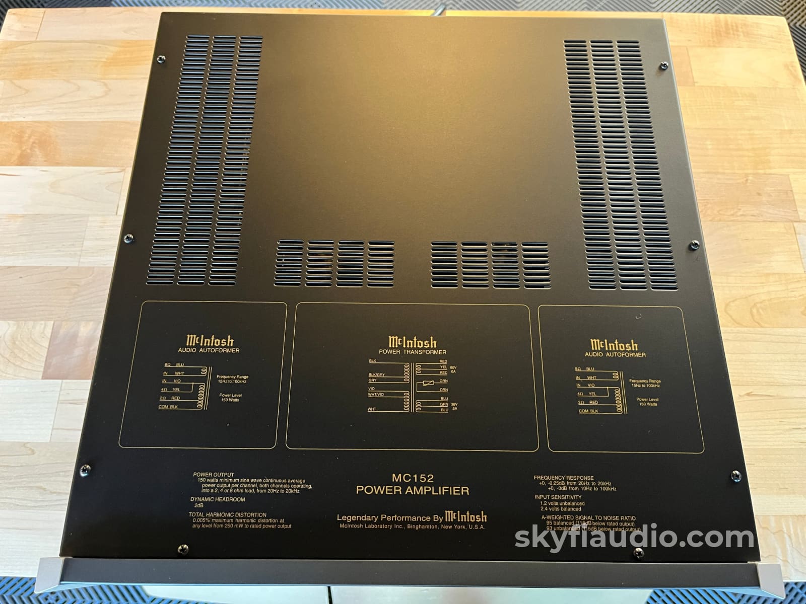 McIntosh MC152 Amplifier - Pre Loved Amplifier