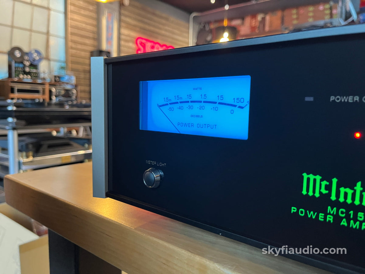 McIntosh MC152 Solid State Amplifier - Pre-Loved - Amplifier