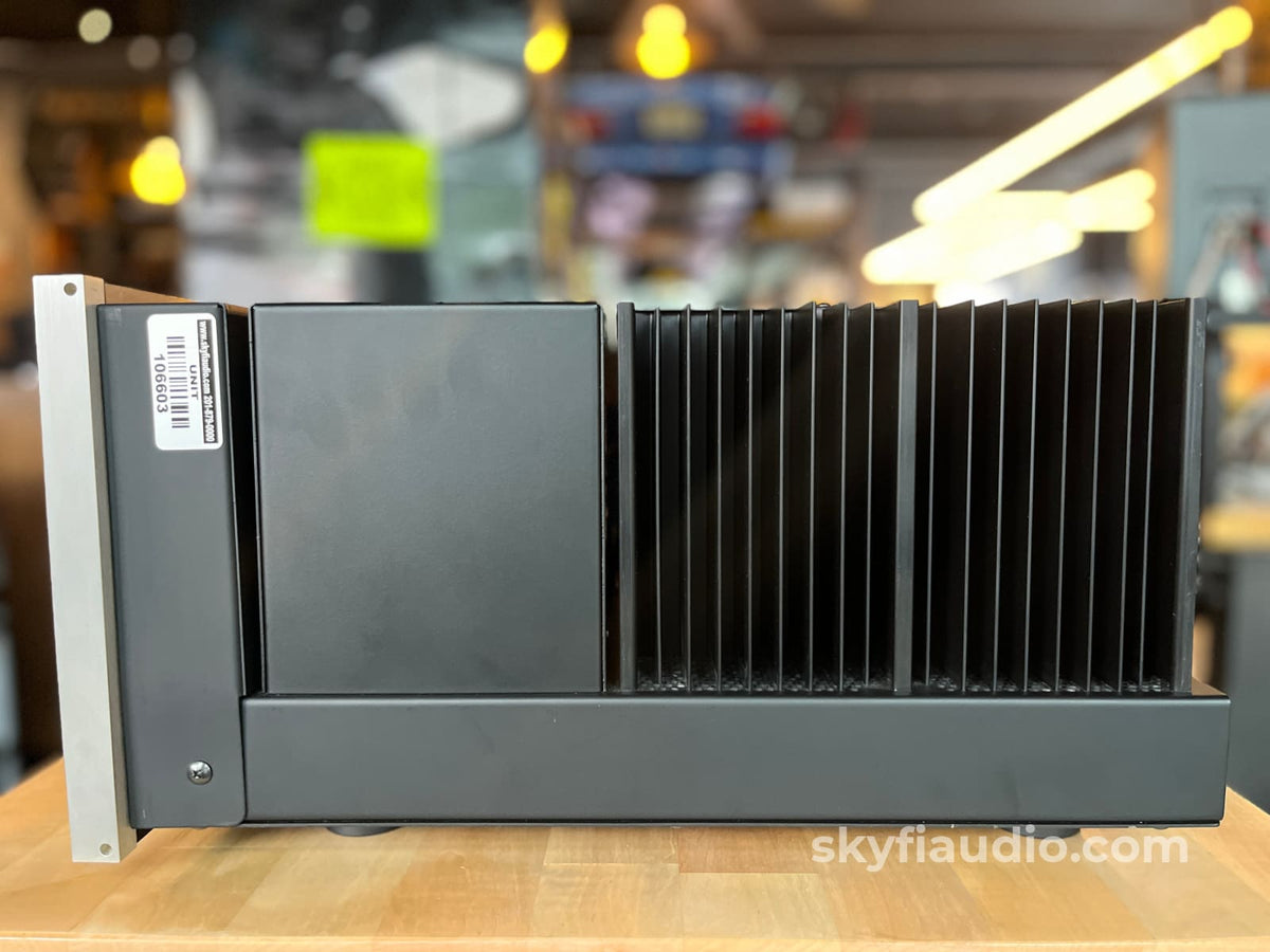 McIntosh MC205 5-Channel Home Theater Amplifier Amplifier