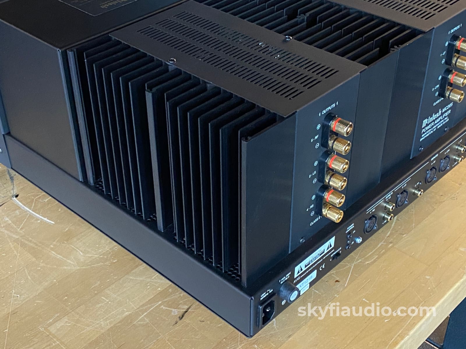 McIntosh MC205 5-Channel Home Theater Amplifier, Complete Set
