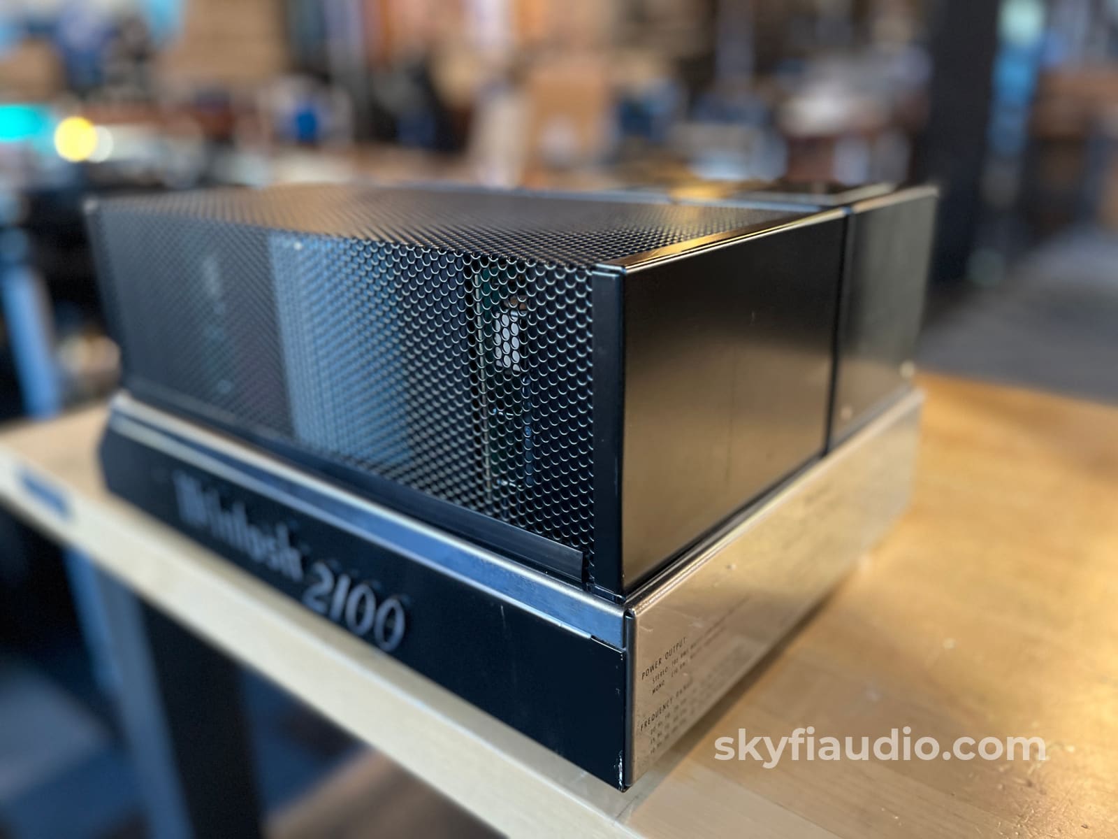 McIntosh MC2100 Vintage Solid State Amplifier - SkyFi Serviced