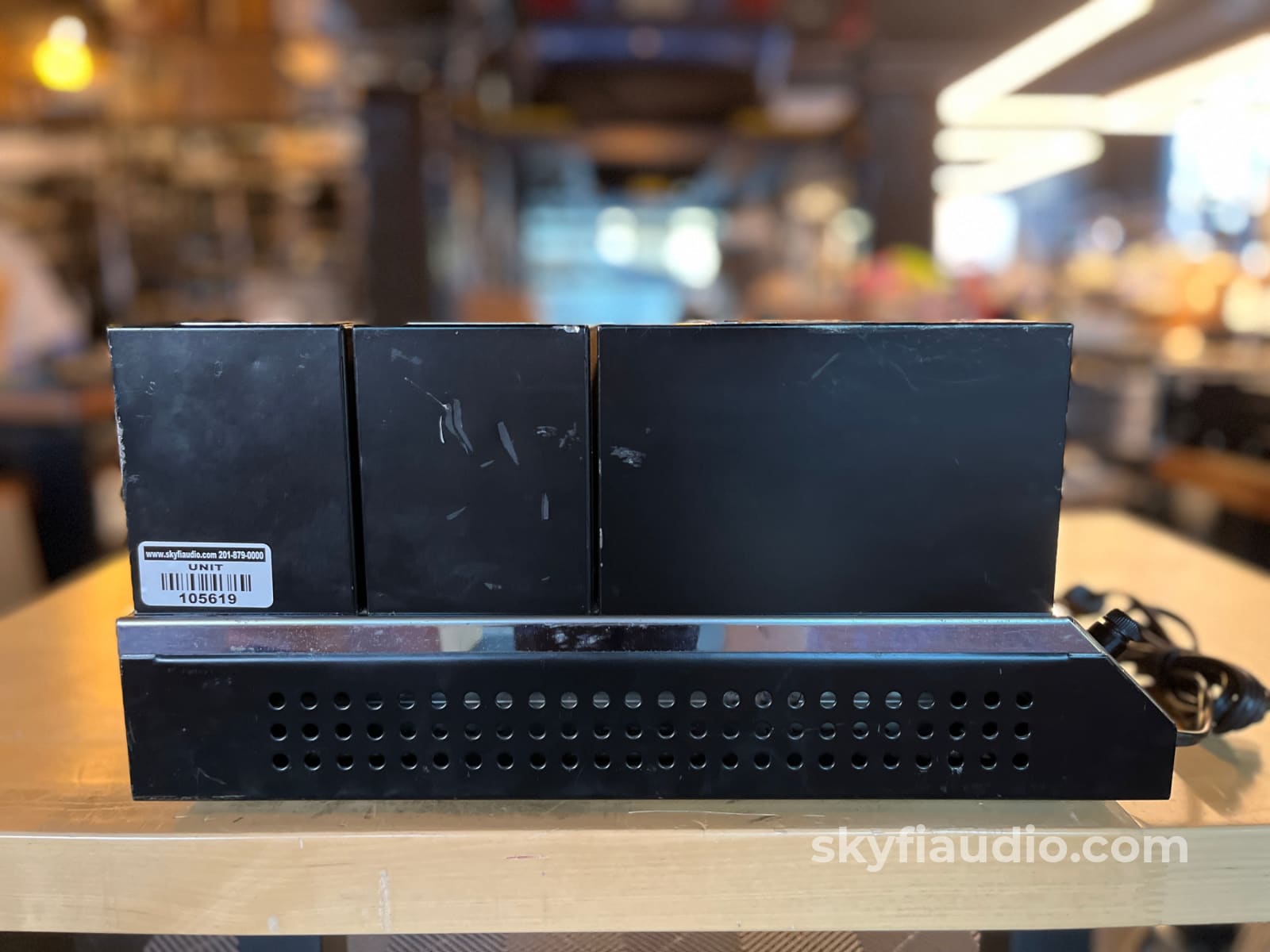 McIntosh MC2100 Vintage Solid State Amplifier - SkyFi Serviced