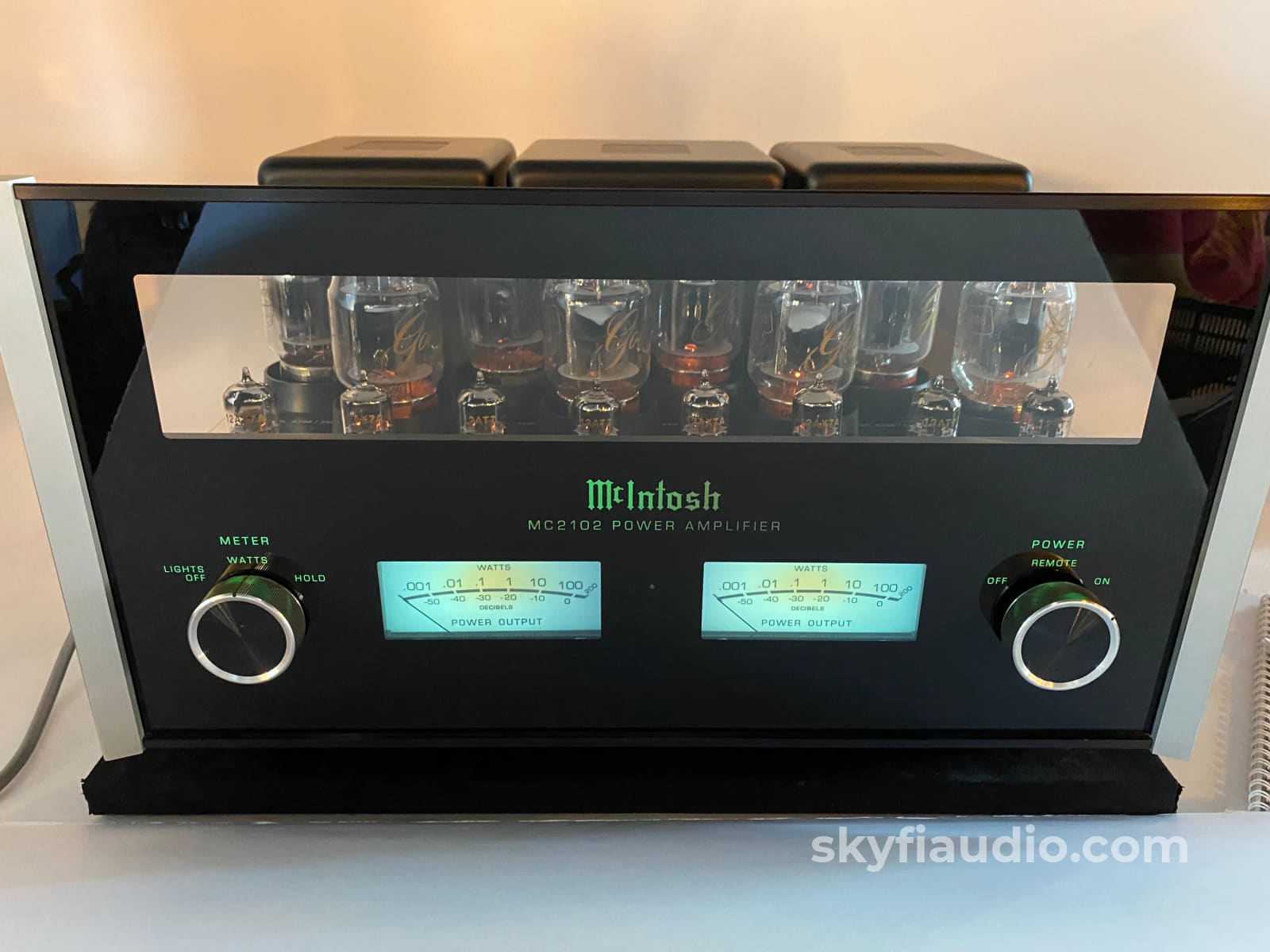 Mcintosh MC2102 Tube Amplifier With Custom Cover