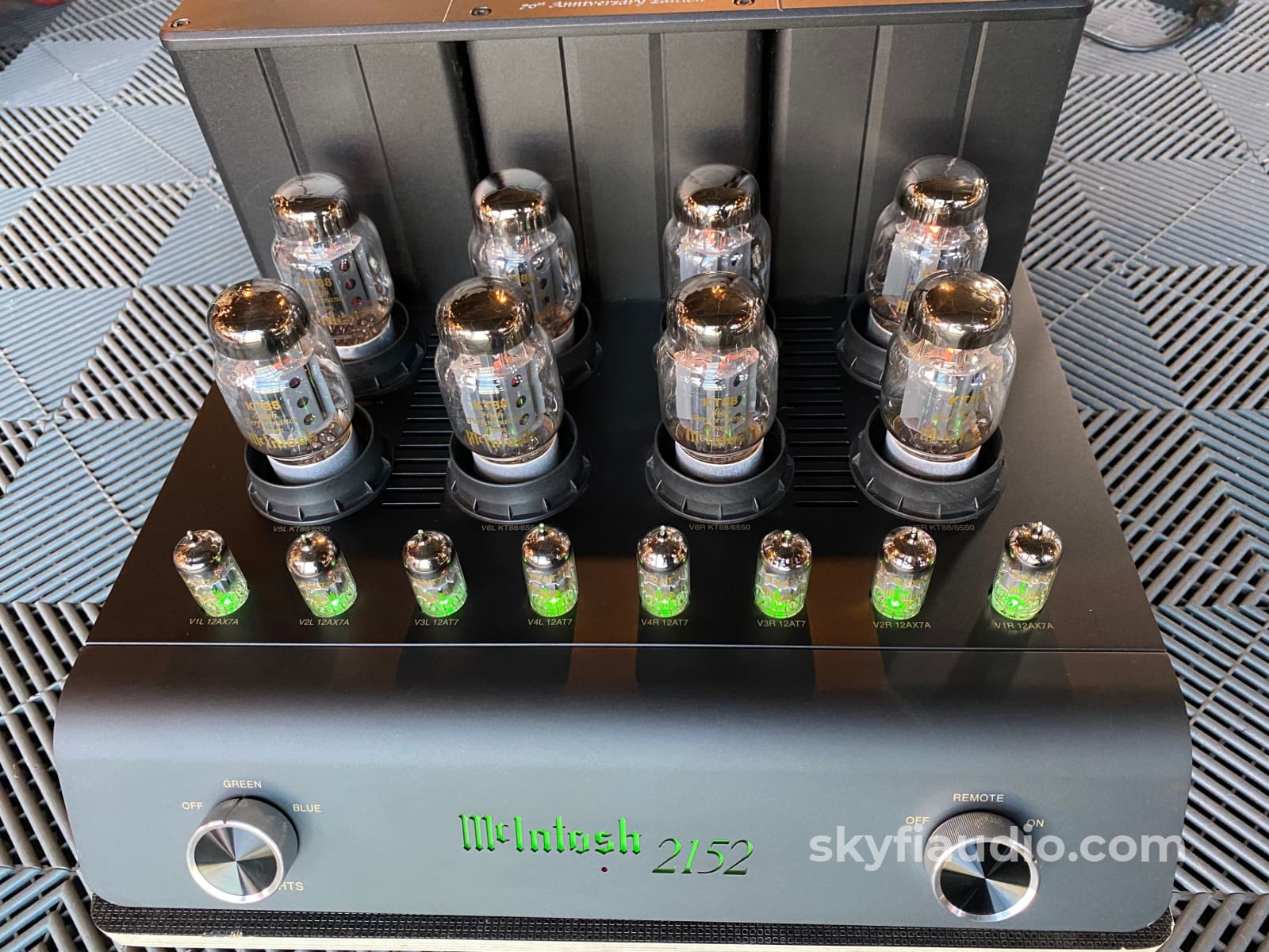 Mcintosh Mc2152 70Th Anniversary Tube Amplifier - 150W X 2 In Store Only