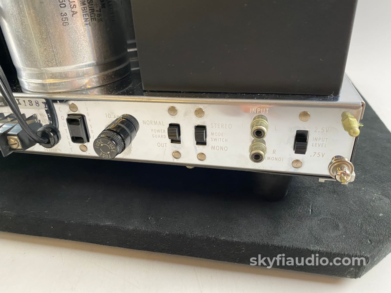 McIntosh MC2205 Vintage Power Amplifier - 200WPC