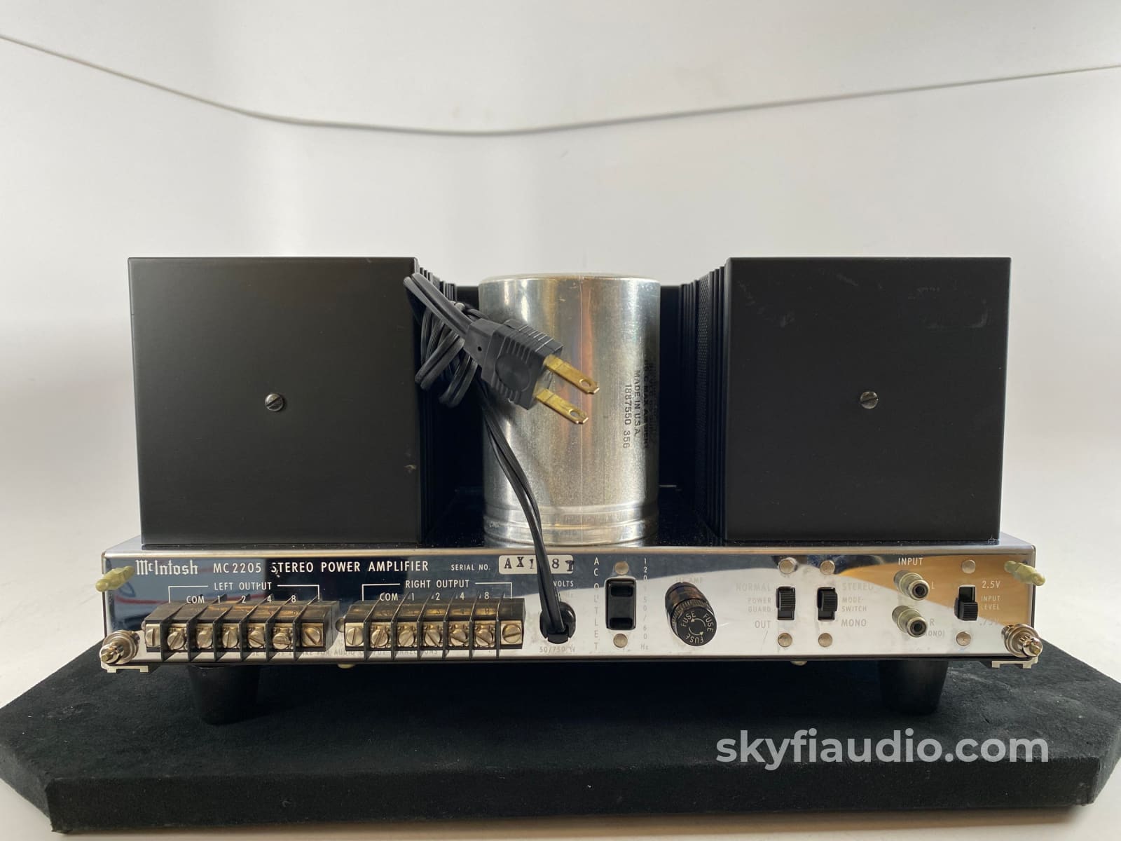 Mcintosh Mc2205 Vintage Power Amplifier - 200Wpc