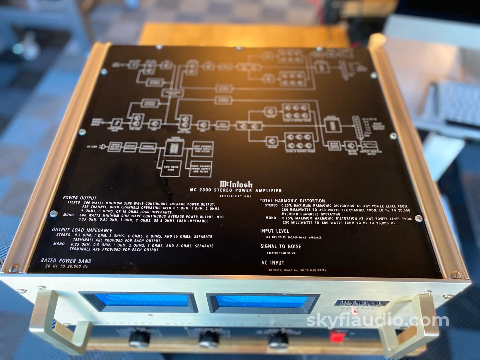 Mcintosh Mc2300 Solid State Amplifier - Restored And Upgraded