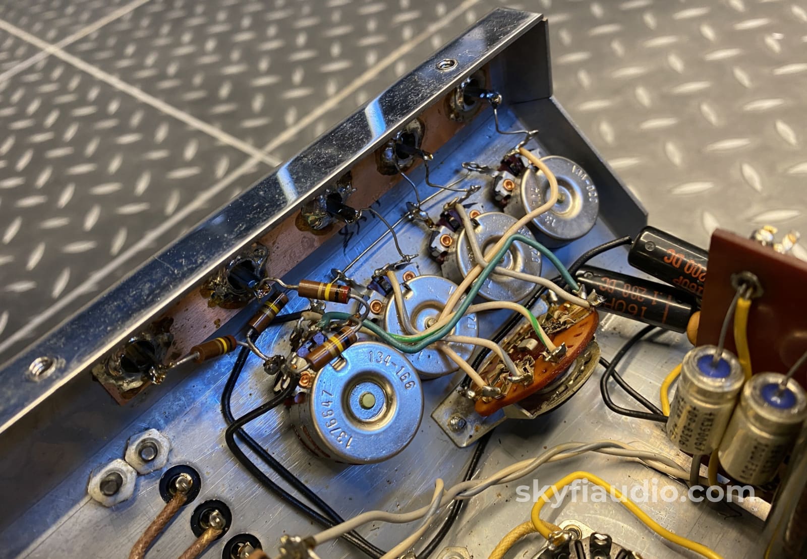Mcintosh Mc240 Vintage Tube Amplifier - Serviced Collector Piece