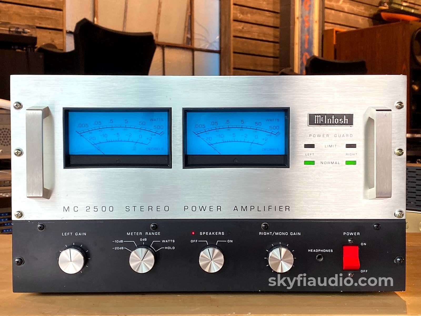 Mcintosh Mc2500 Solid State Amplifier - In Silver Finish!