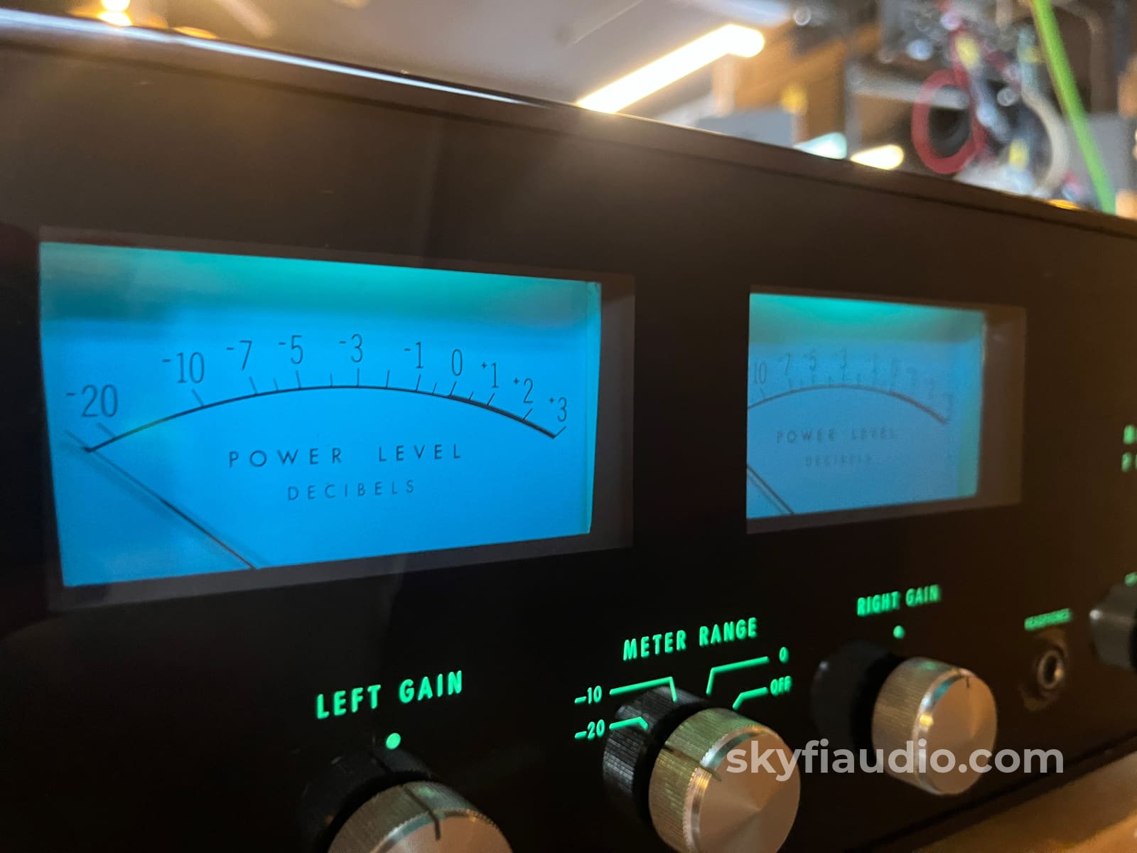 Mcintosh Mc2505 Amplifier- Rough & Ready Amplifier