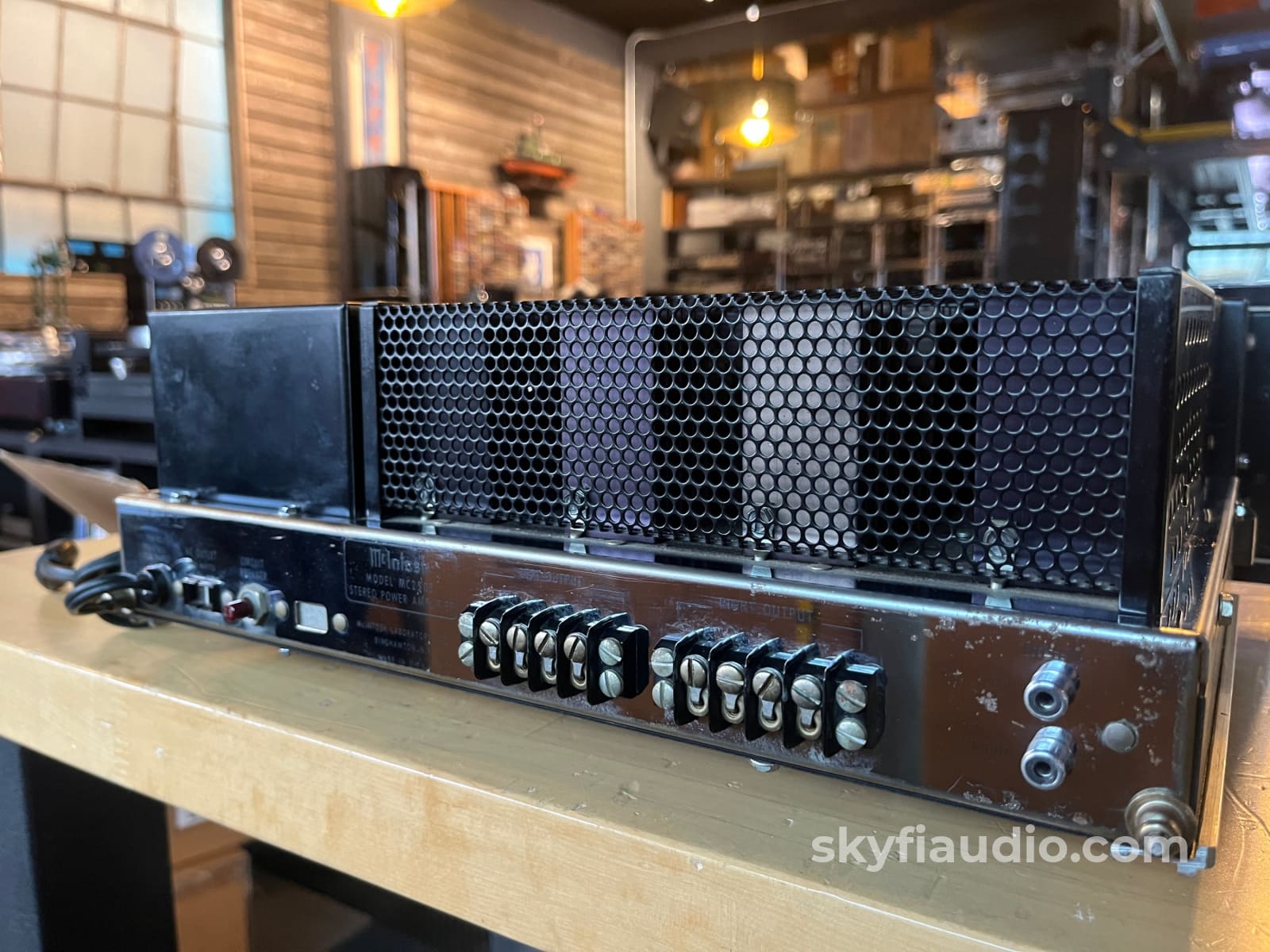McIntosh MC2505 Vintage Solid State Amplifier