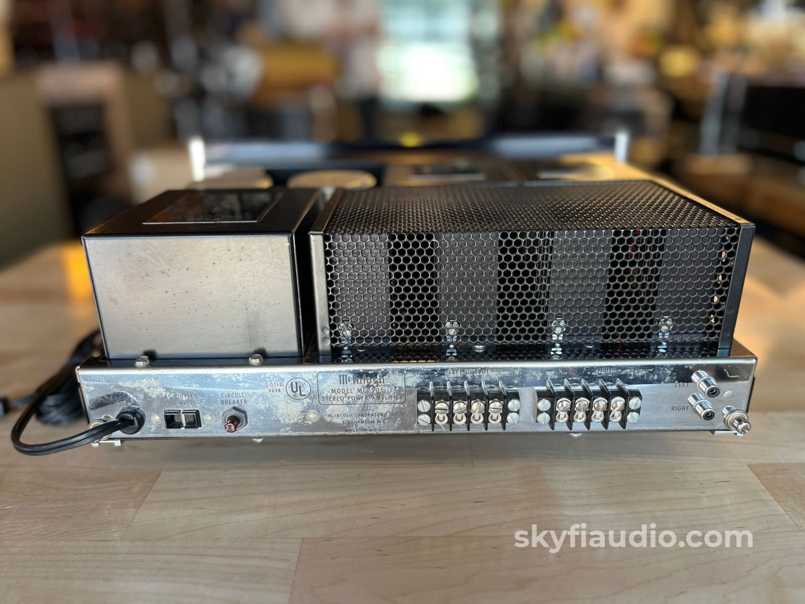 McIntosh MC2505 Vintage Solid State Amplifier - Serviced Late Serial