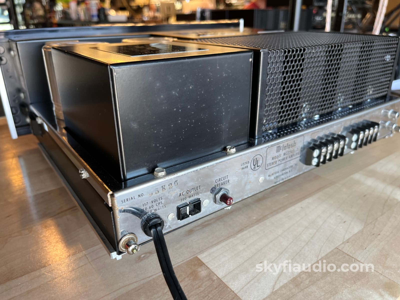 McIntosh MC2505 Vintage Solid State Amplifier - Serviced Late Serial