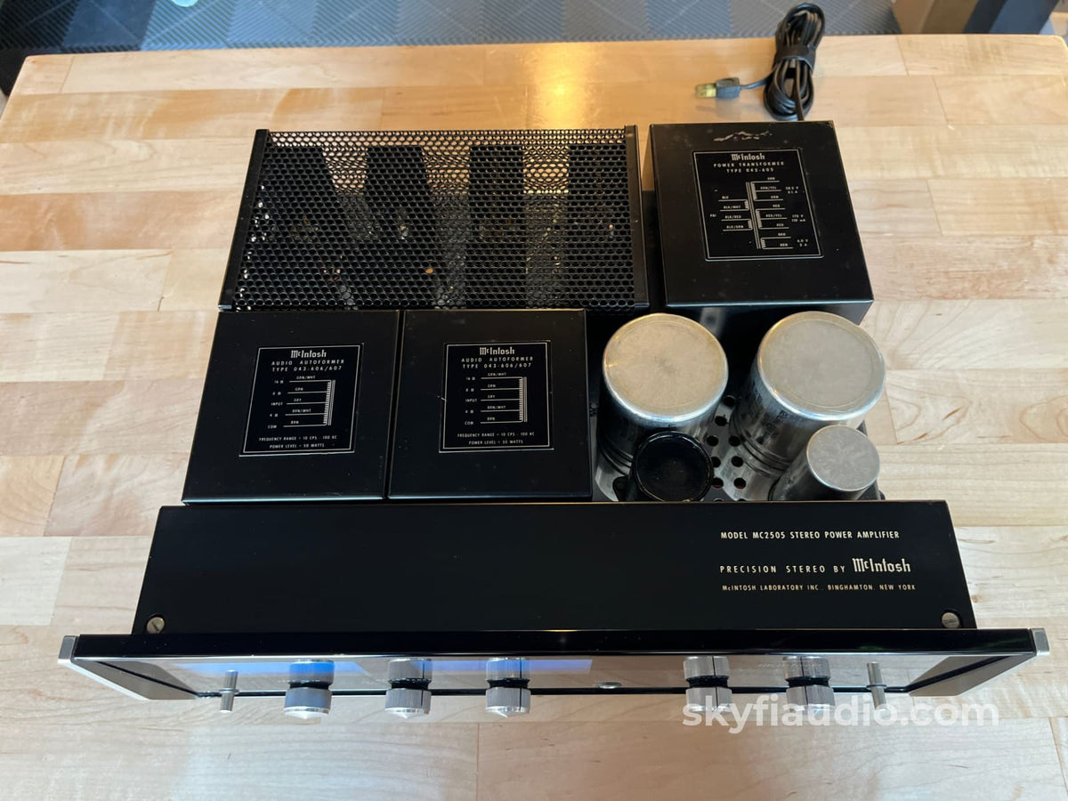 McIntosh MC2505 Vintage Solid State Amplifier - Serviced Late Serial - Amplifier