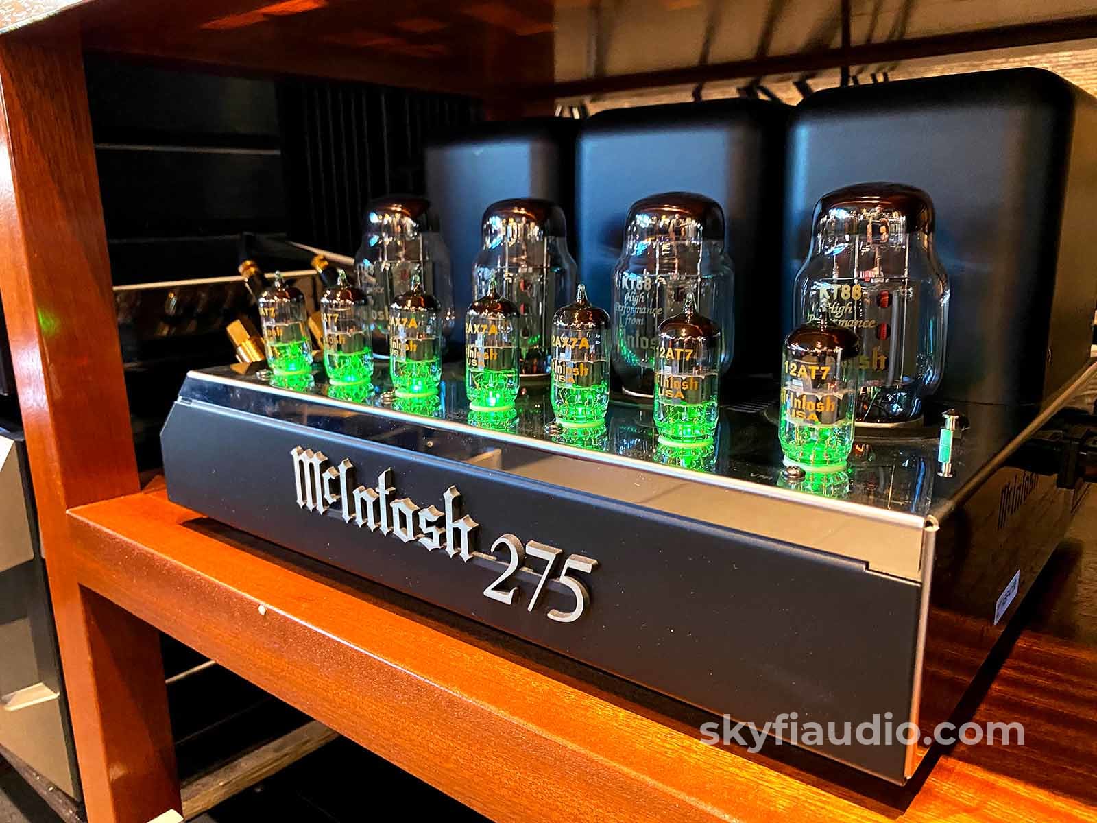 Mcintosh Mc275 - Latest Version Store Display In Only Amplifier