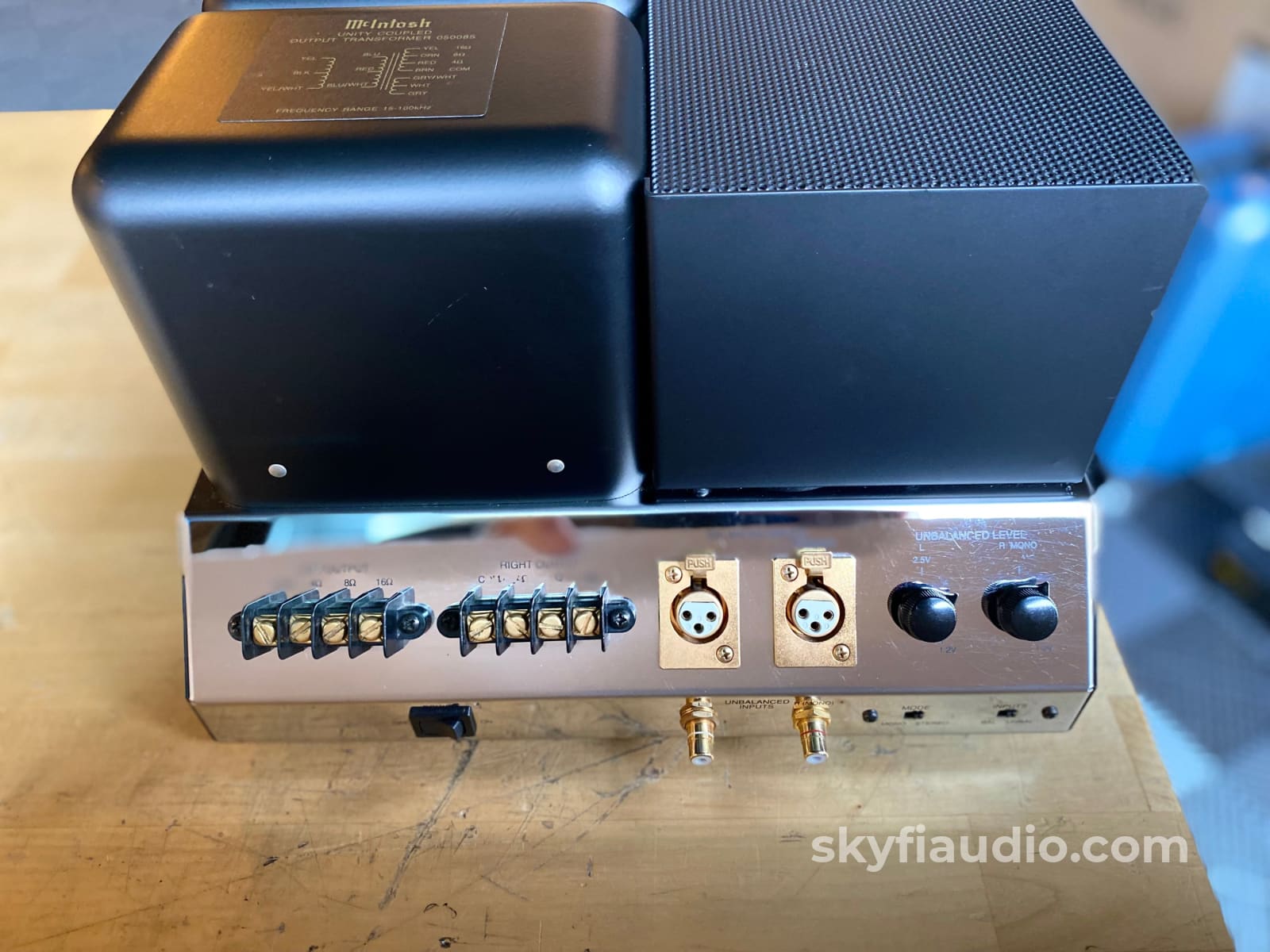 McIntosh MC275 MK IV (2004-2006) Tube Amplifier w/Gold Lion Tubes