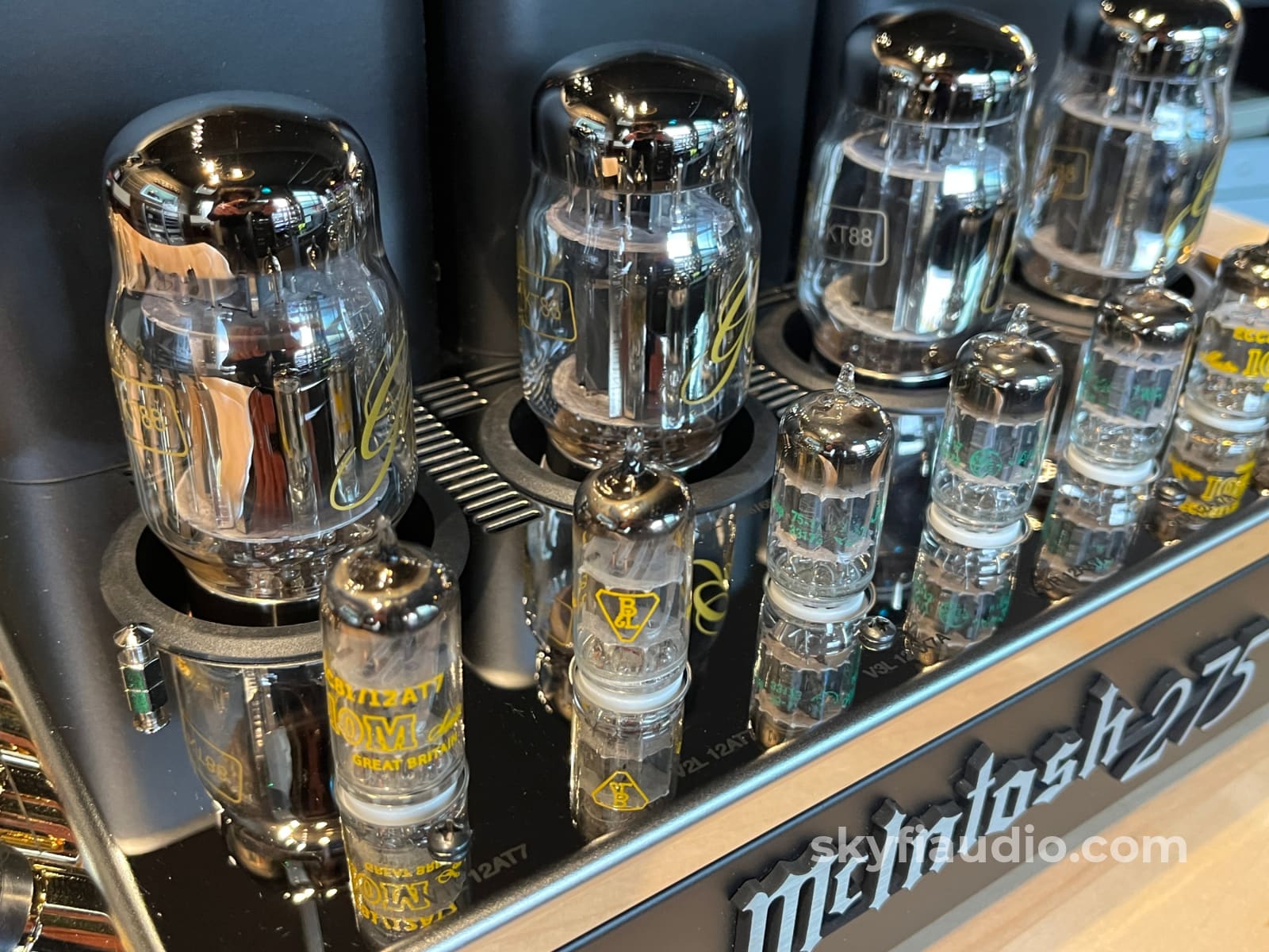 McIntosh MC275 Tube Amplifier - W/ Gold Lion KT88 Outputs and Vintage IEC & GE Driver Tubes - Pre-Loved Amplifier