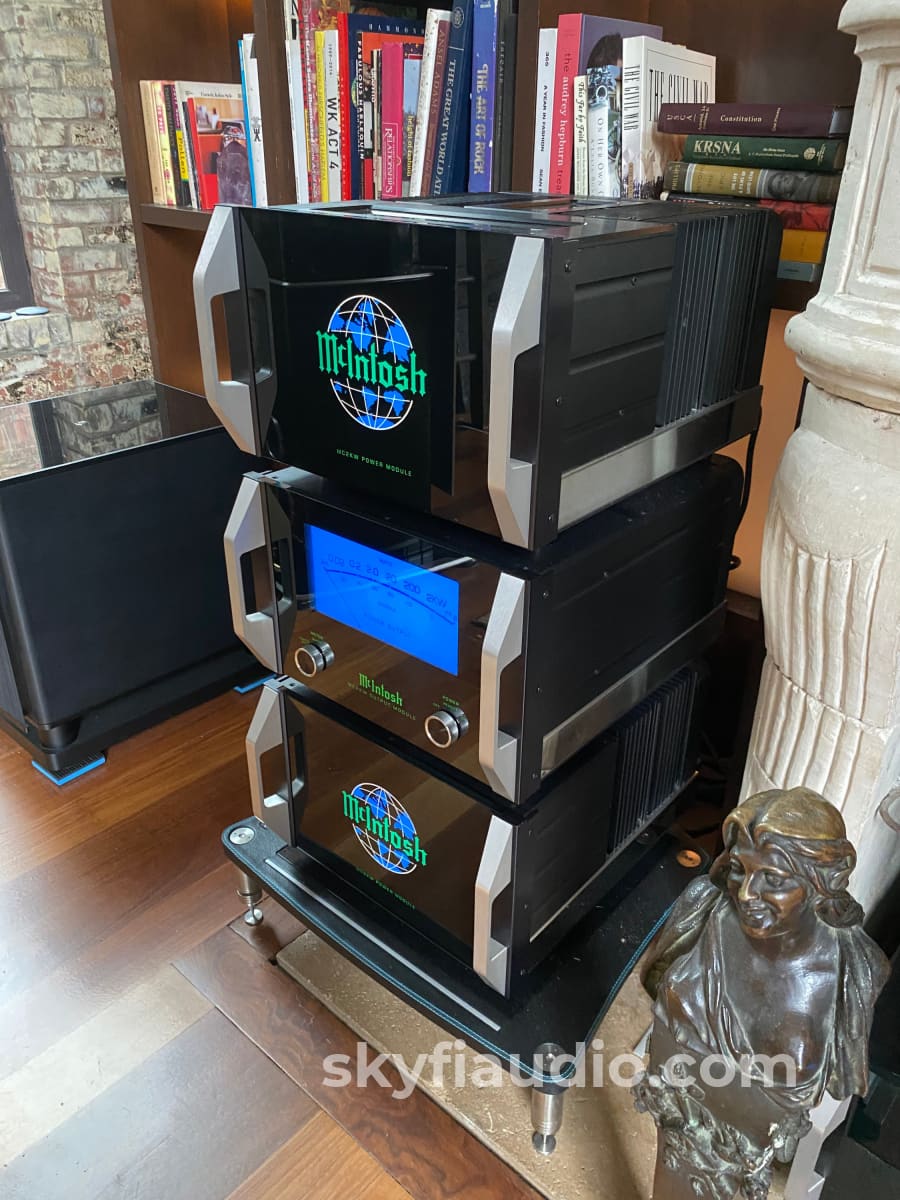 Mcintosh Mc2Kw 2 000 Watt Quad Balanced Monoblock Amplifier - In Store Only