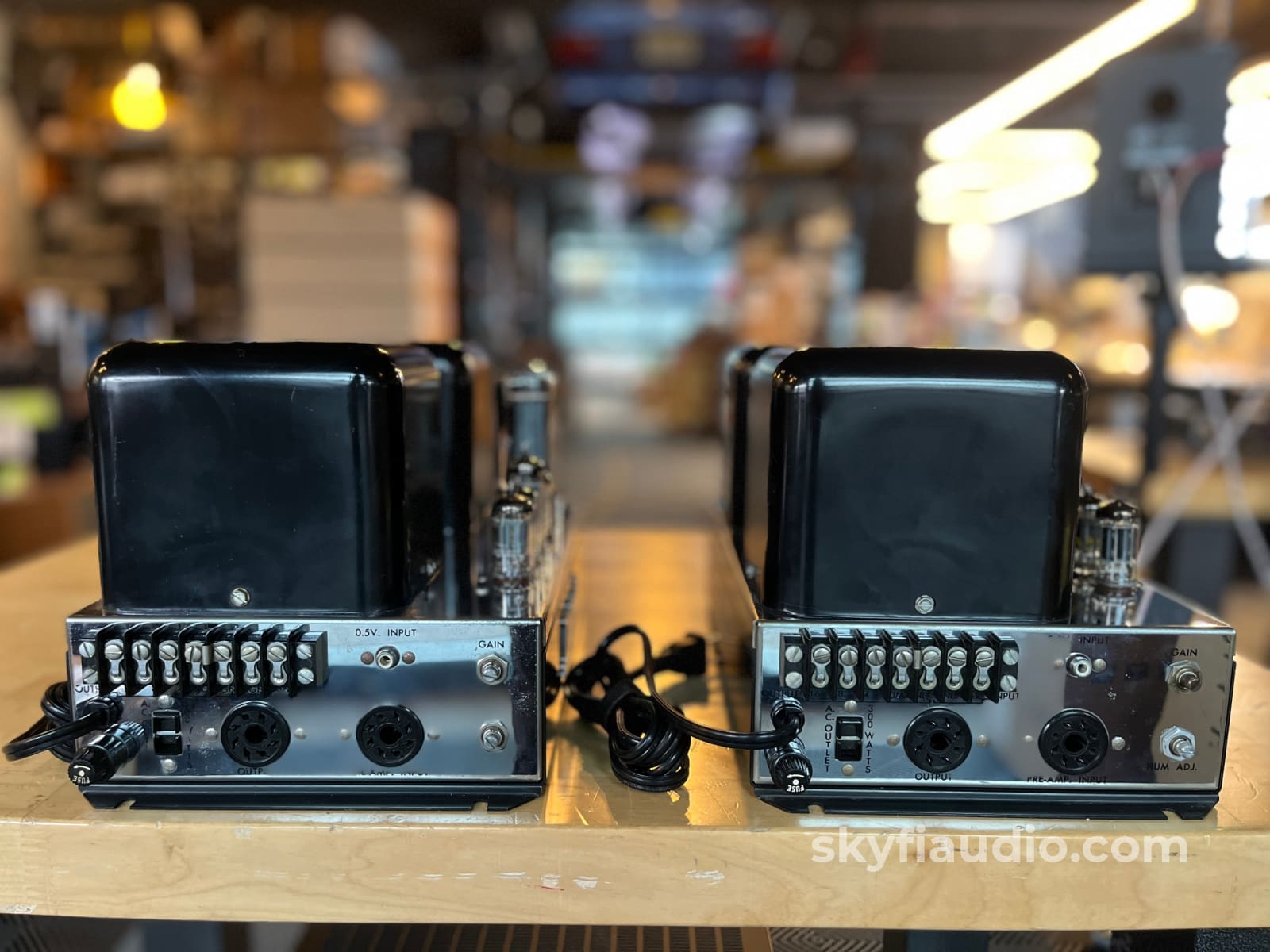 McIntosh MC30 Rare 1950's Vintage Tube Monoblock Amplifiers - Electron