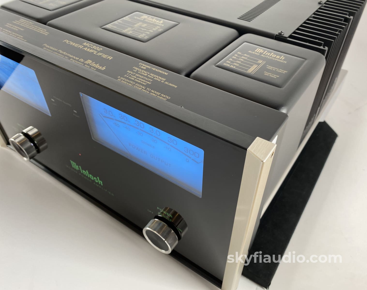 Mcintosh Mc302 Solid State Amplifier - Wow