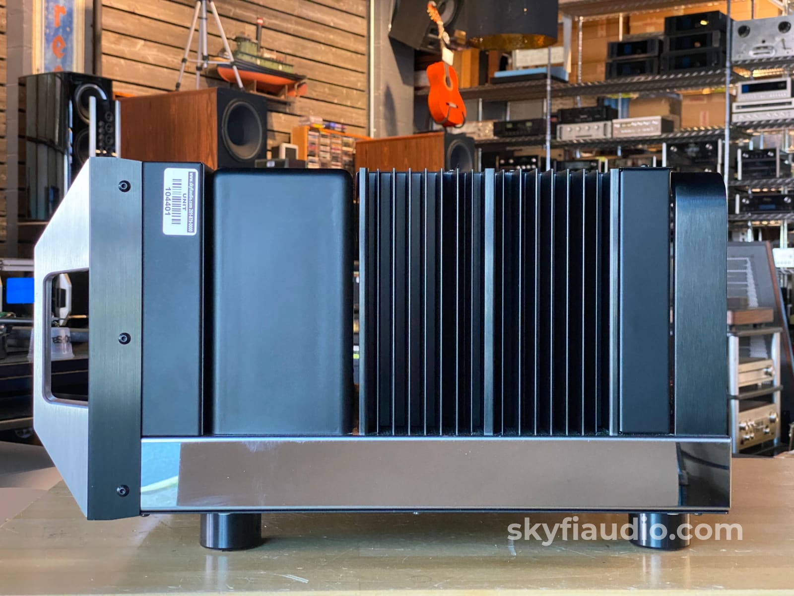 Mcintosh Mc303 3-Channel Solid State Amplifier Pre-Owned