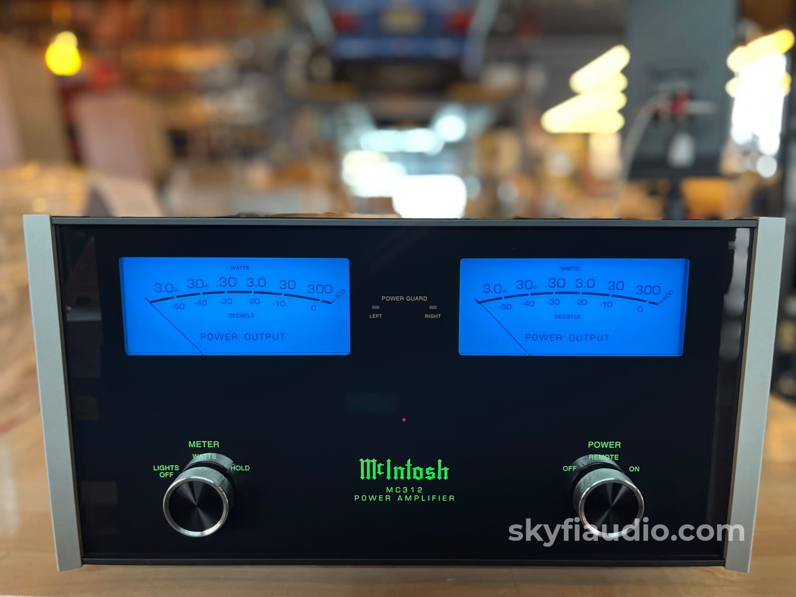 McIntosh MC312 Solid State 300W Amplifier - Pre-Loved