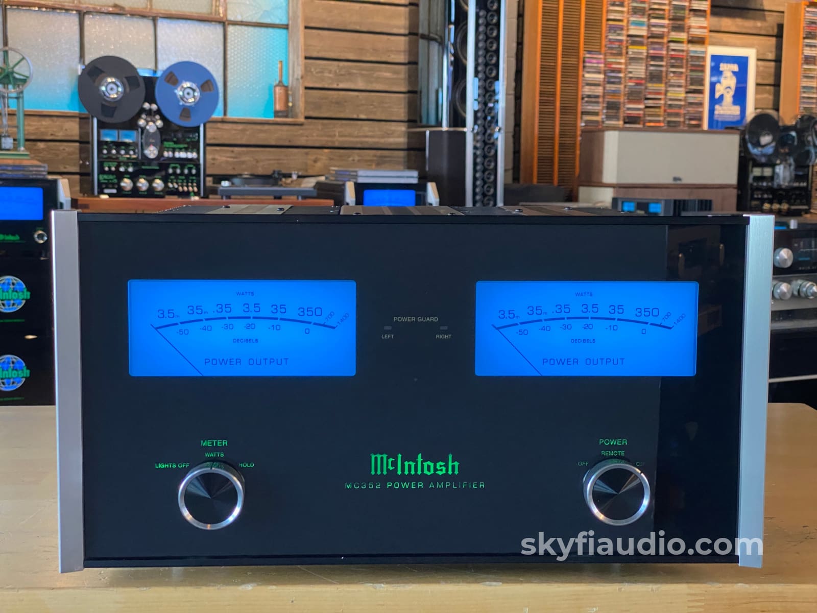 Mcintosh Mc352 Solid State Amplifier 350Wx2!