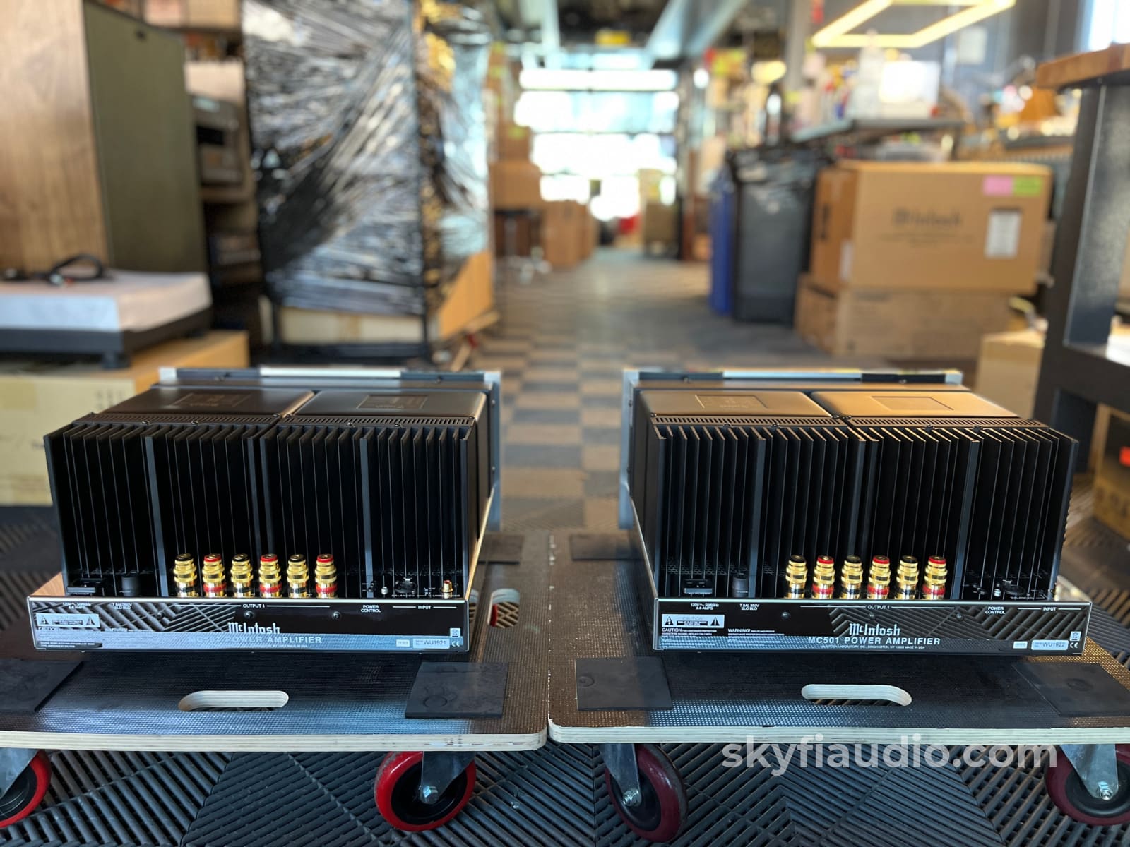 McIntosh MC501 Monoblock Amplifier Pair - Consecutive Serials Fiber Optic - Amplifier