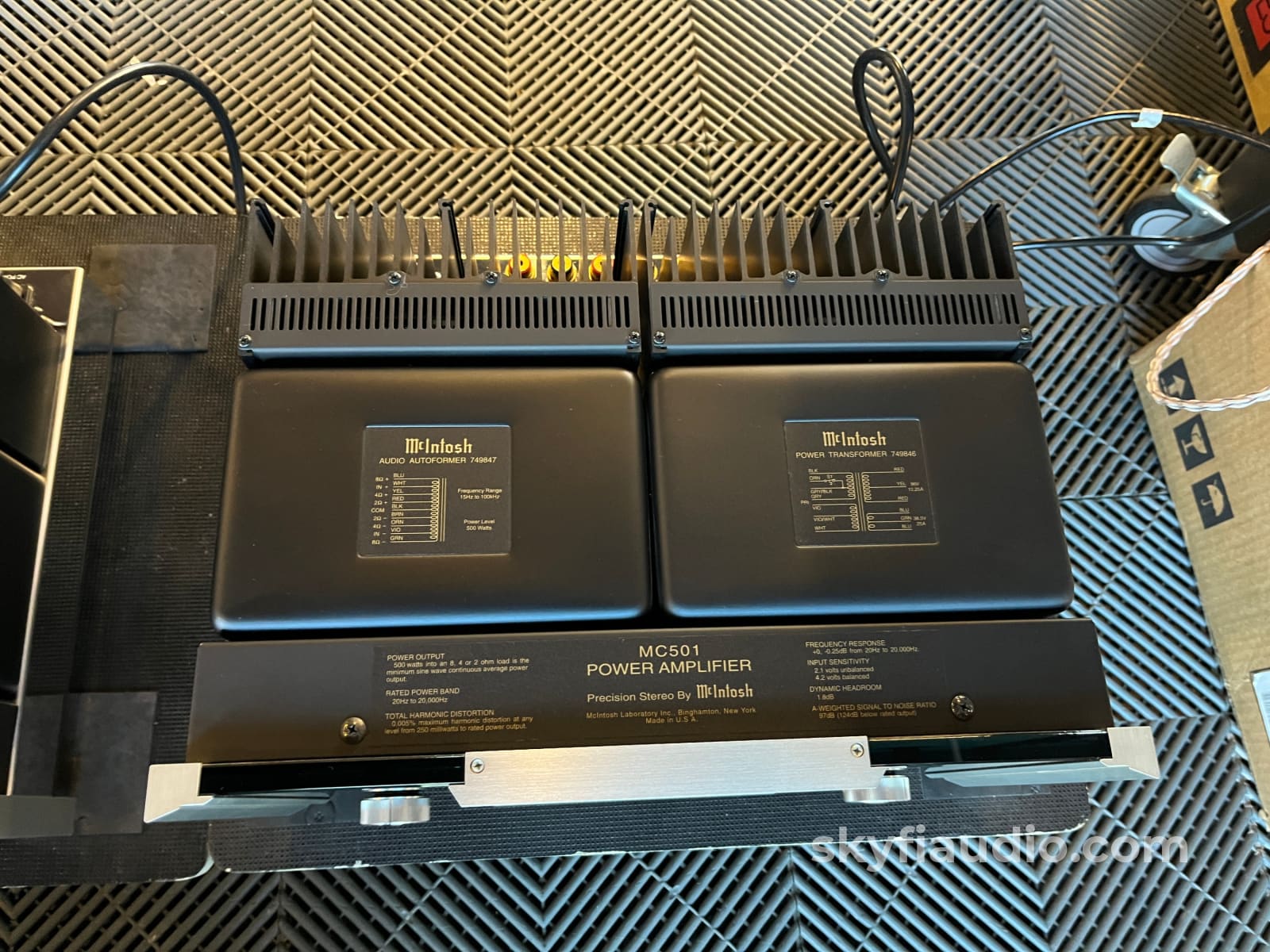 McIntosh MC501 Monoblock Amplifier Pair - Consecutive Serials Fiber Optic - Amplifier