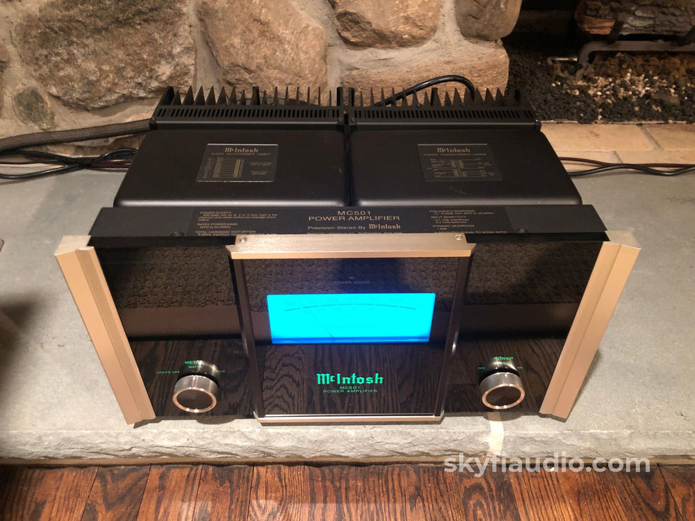 McIntosh MC501 Monoblock Amplifiers 500W! Includes McIntosh Boxes