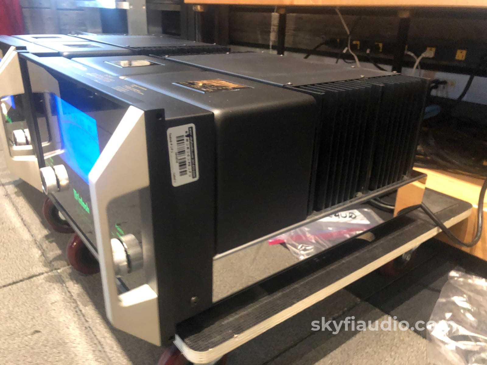 Mcintosh Mc601 Quad Balanced Monoblock Amplifiers - Wow!! Amplifier