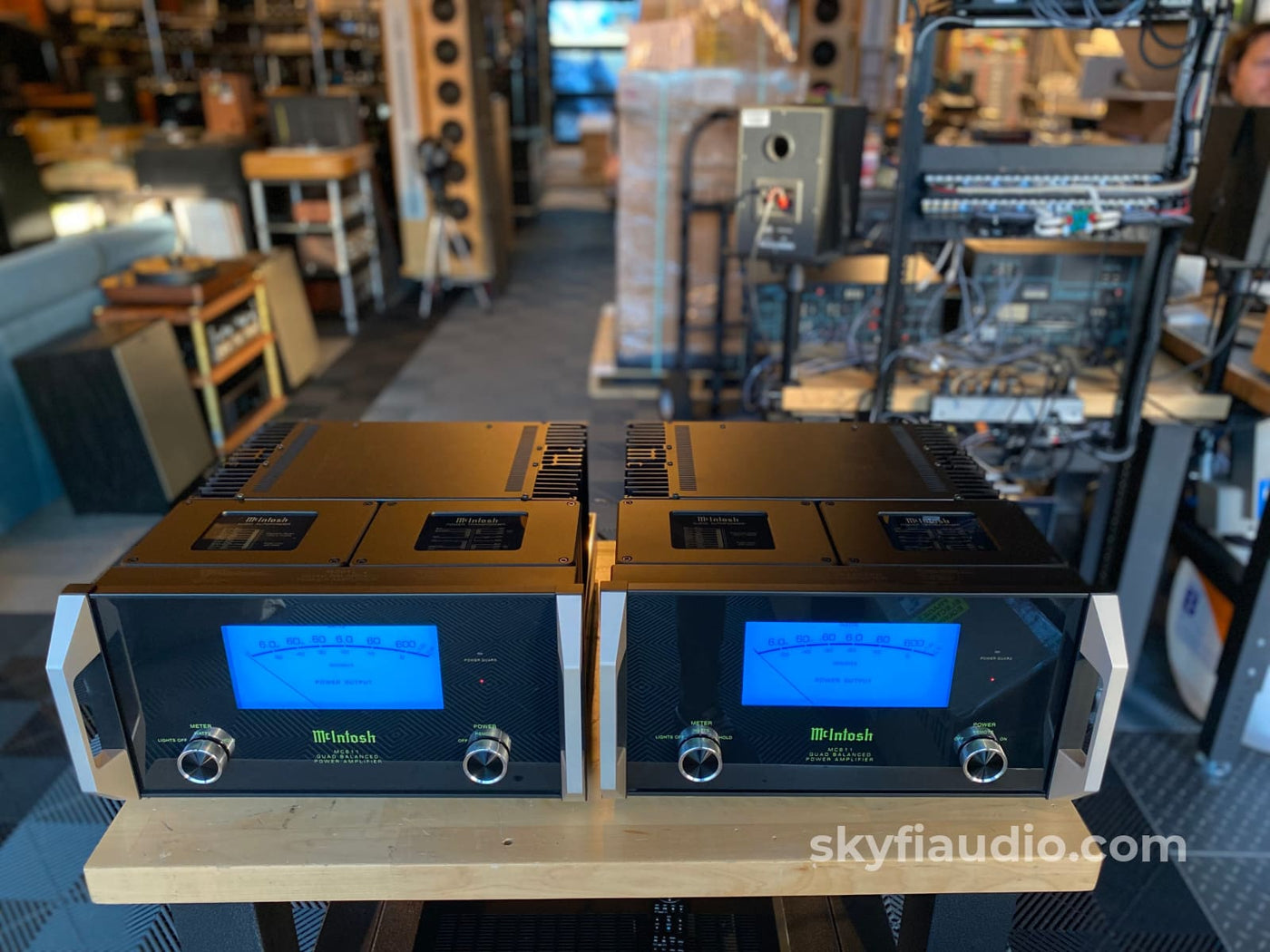 McIntosh MC611 Quad Balanced Monoblock Amplifiers LNIB