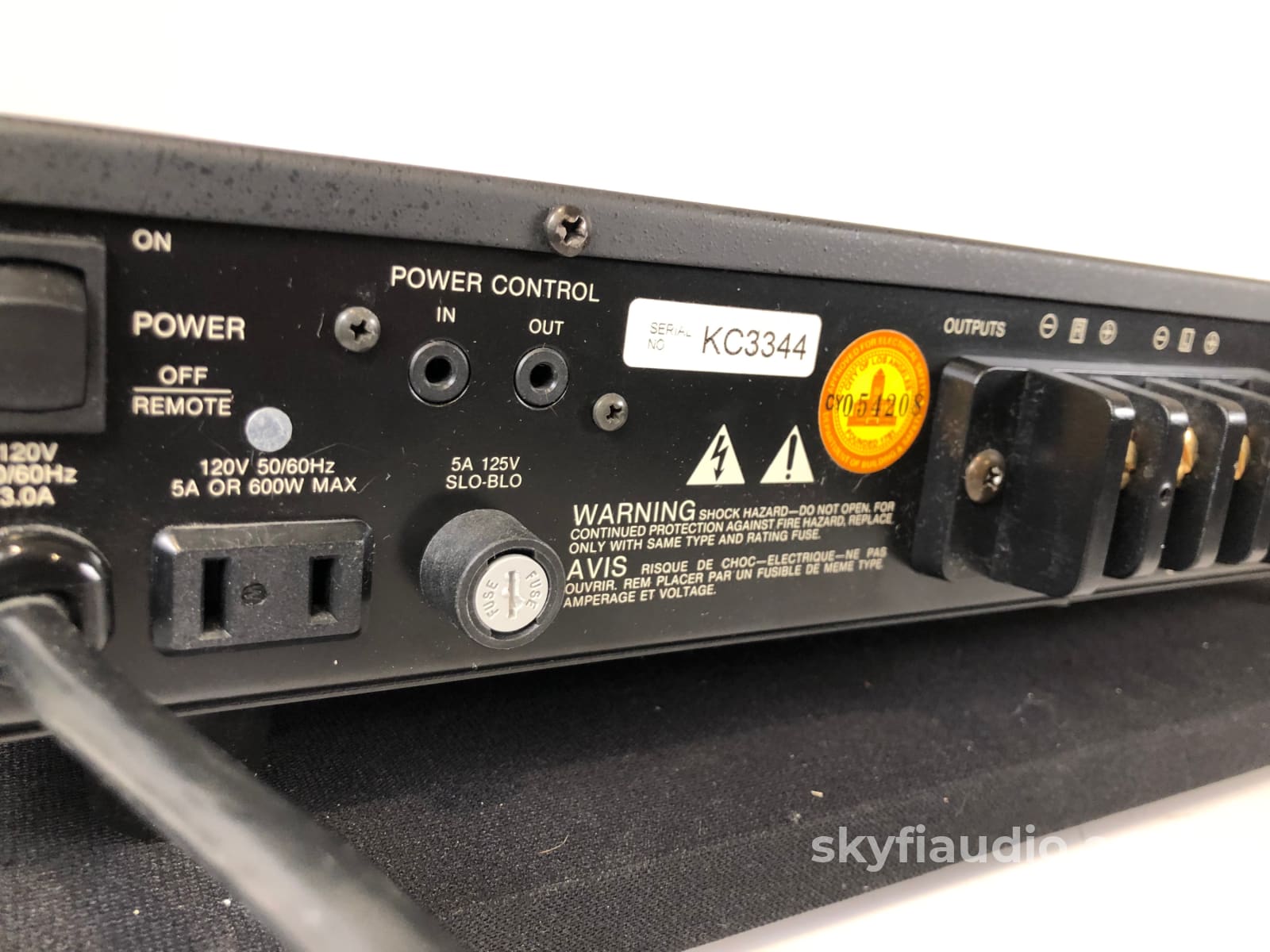 McIntosh MC7100 Compact Amplifier - Solid State Powerhouse