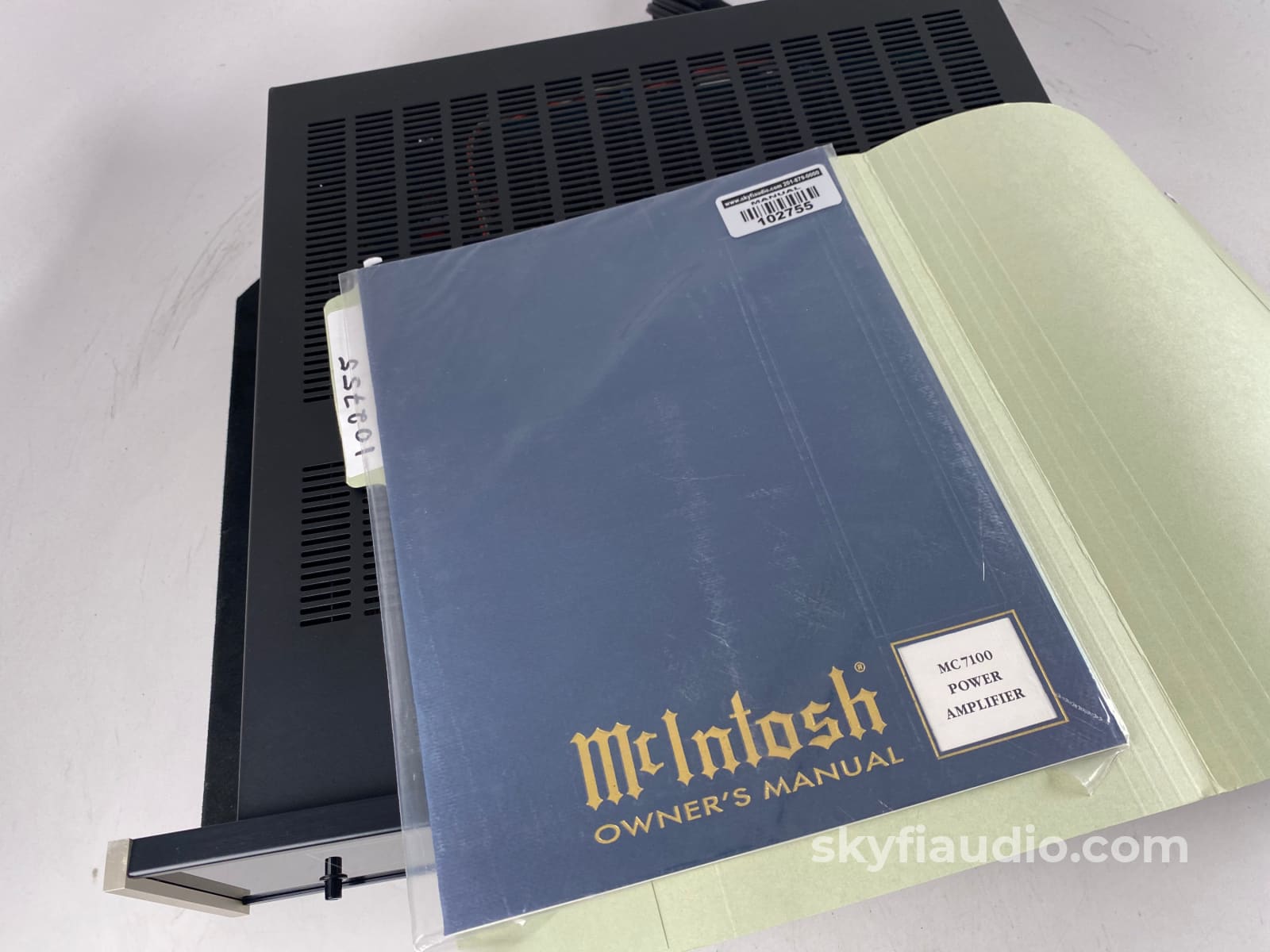 Mcintosh Mc7100 - Compact Yet Powerful Stereo Amplifier