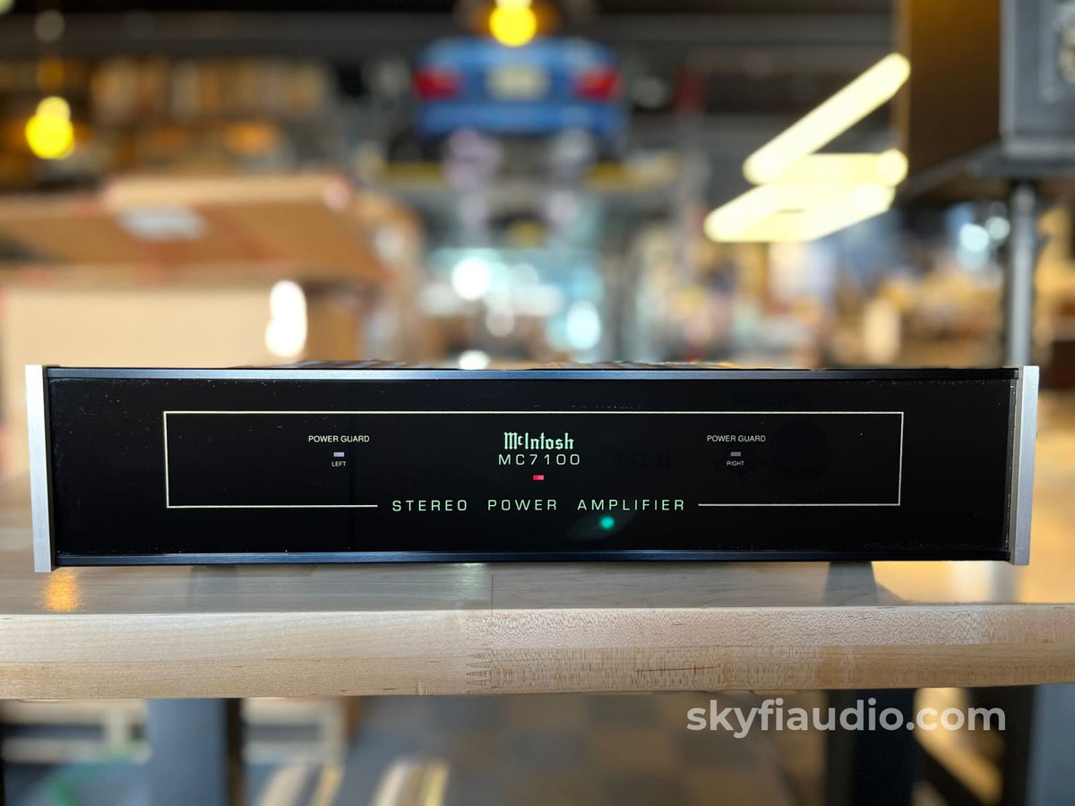 McIntosh MC7100 II Solid State Amplifier- W/ Balanced XLR Amplifier