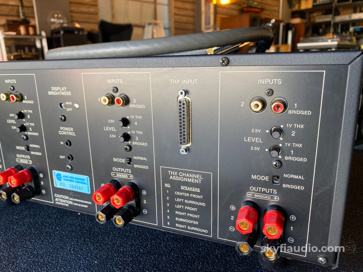 Mcintosh Mc7106 6 Channel Solid State Amp W/Led Vu Meters Lucasfilm Thx Rated Amplifier