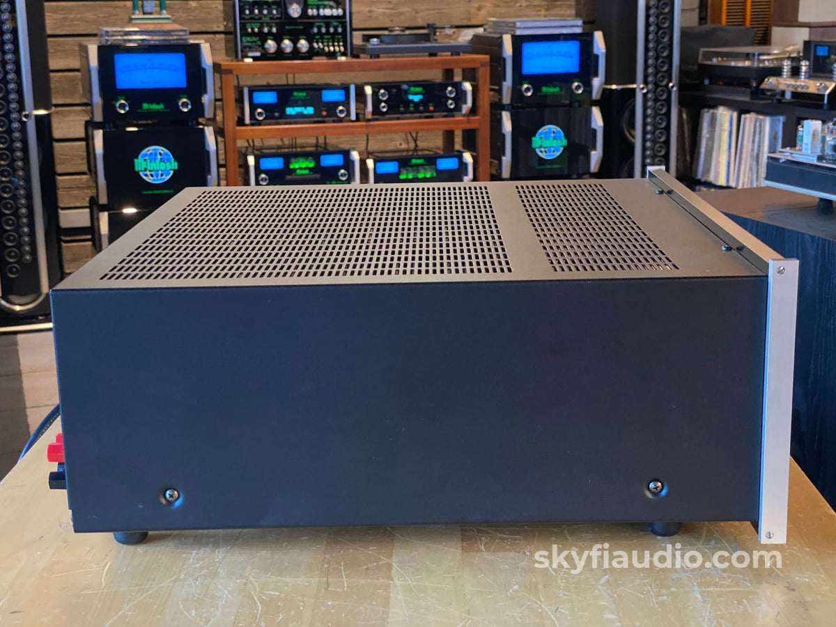Mcintosh Mc7106 6 Channel Solid State Amp W/Led Vu Meters Thx Rated Amplifier