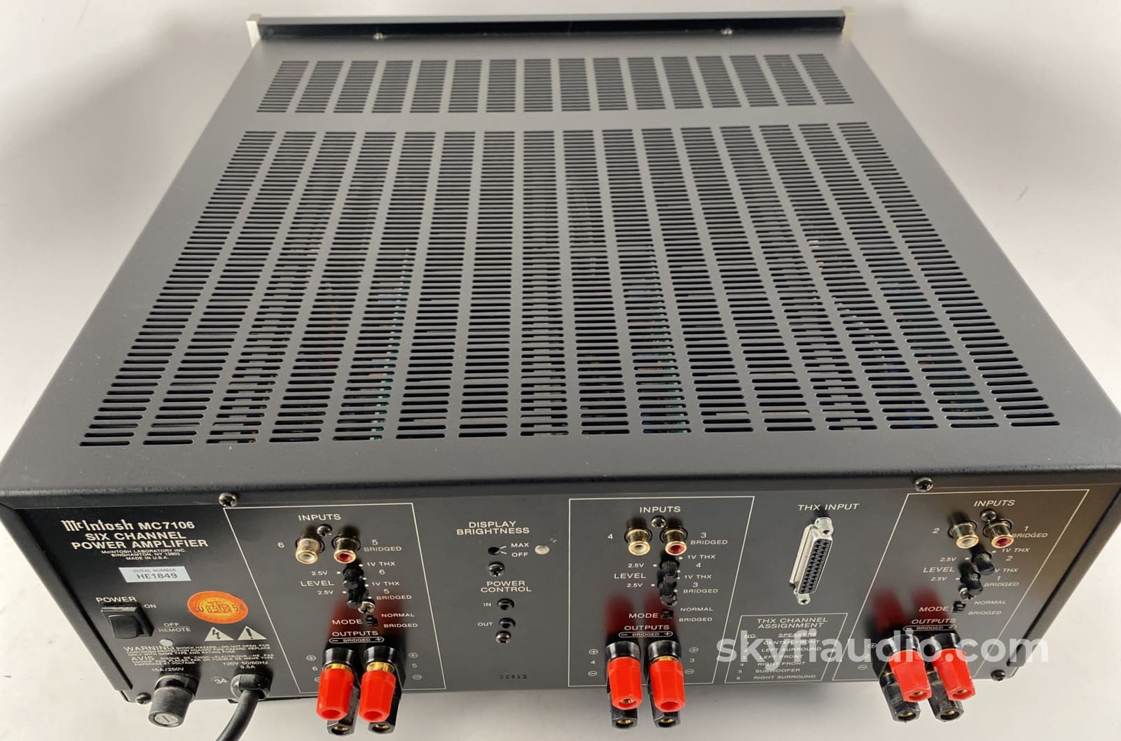 McIntosh MC7106, 6 Channel Solid State w/LED VU Meters, THX