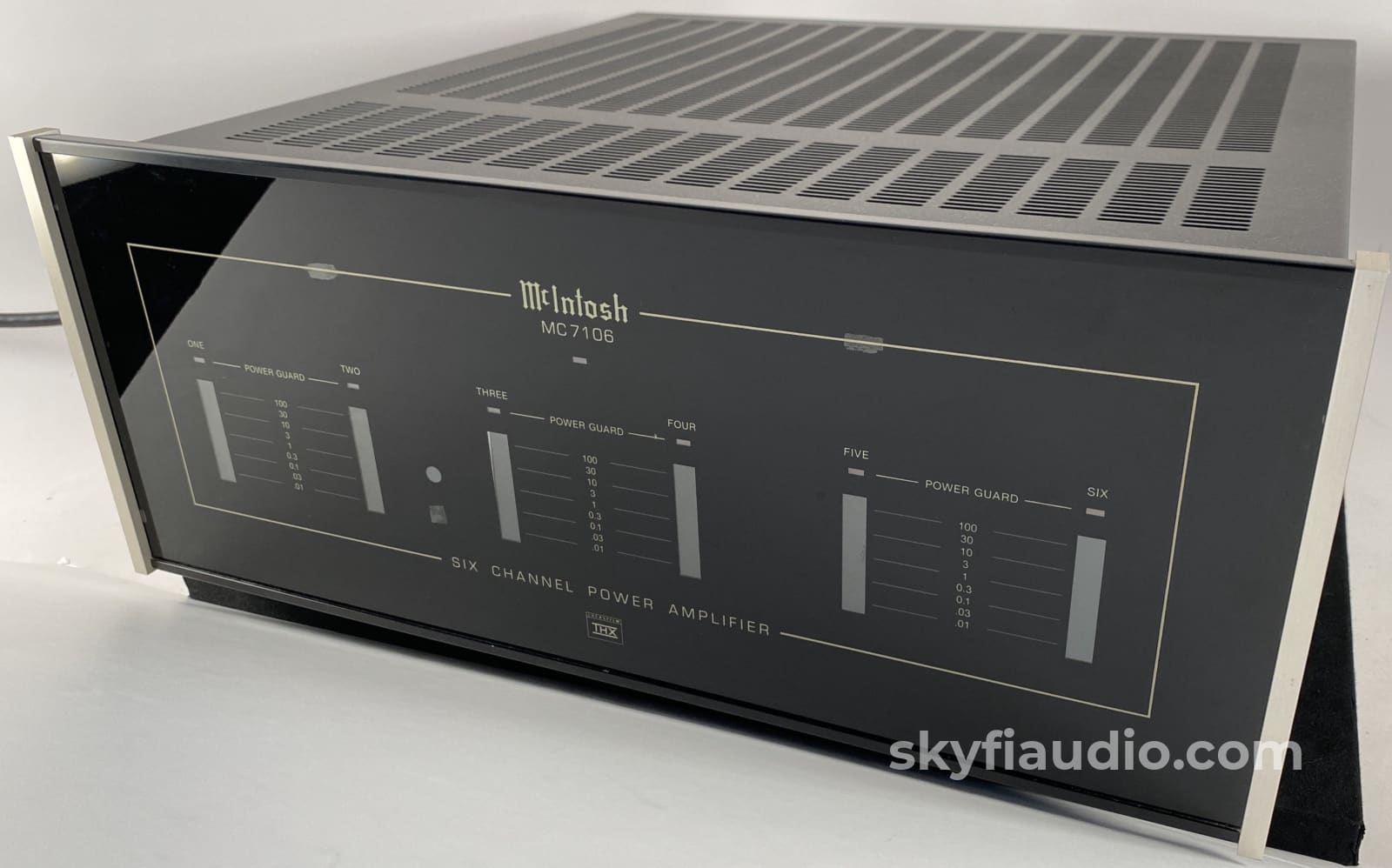 Mcintosh Mc7106 6 Channel Solid State W/Led Vu Meters Thx Amplifier