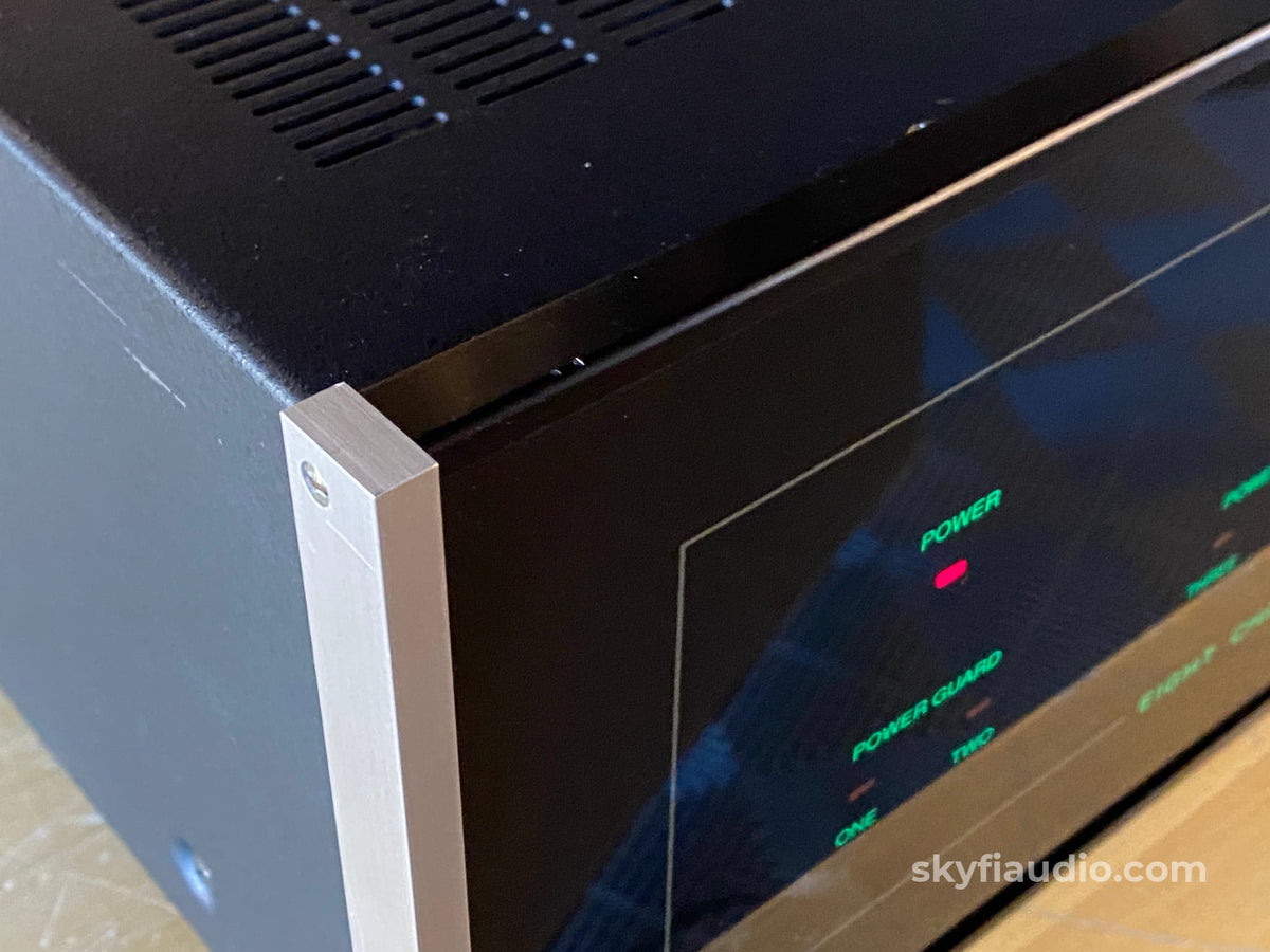 Mcintosh Mc7108 - 8 Channel Amplifier Configurable! Amplifier