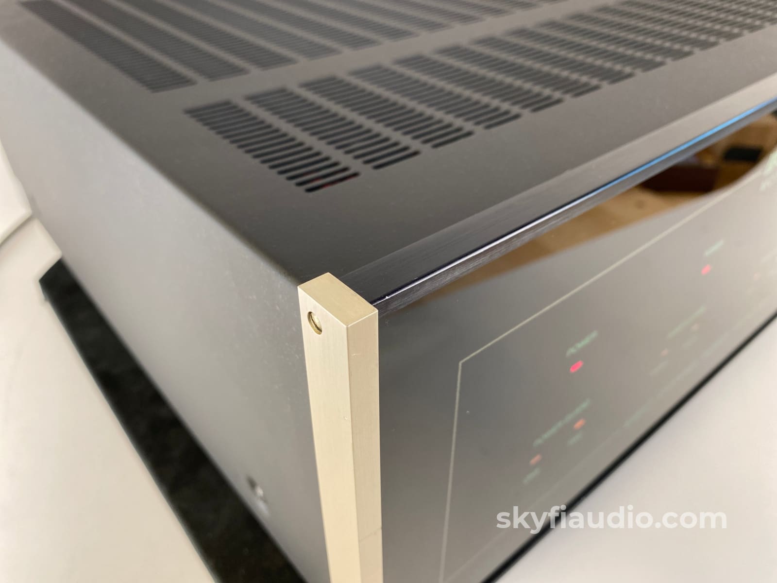 Mcintosh Mc7108 Eight Channel Amplifier - Configurable And Near Mint