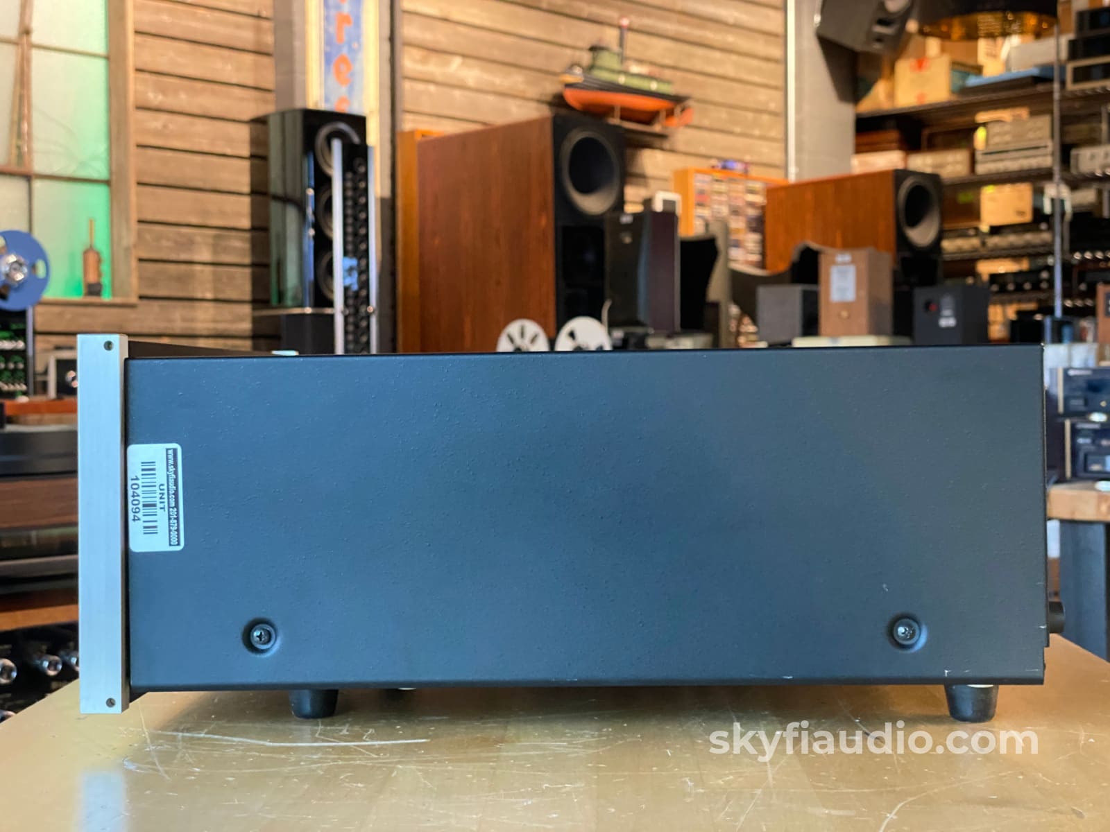 Mcintosh Mc7205 - 5 Channel Thx Certified Home Theater Amplifier